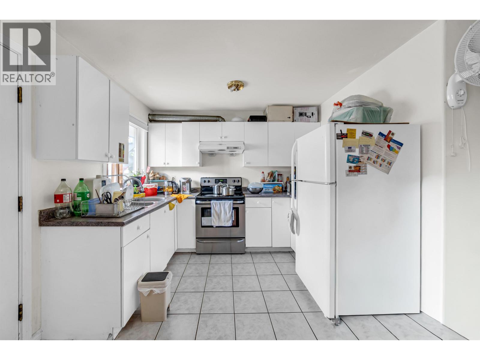 8 Bed, 4 Bath House for Sale in Vancouver – 331 E 61ST AVENUE, Vancouver – MLS# R3149158 - Image 45