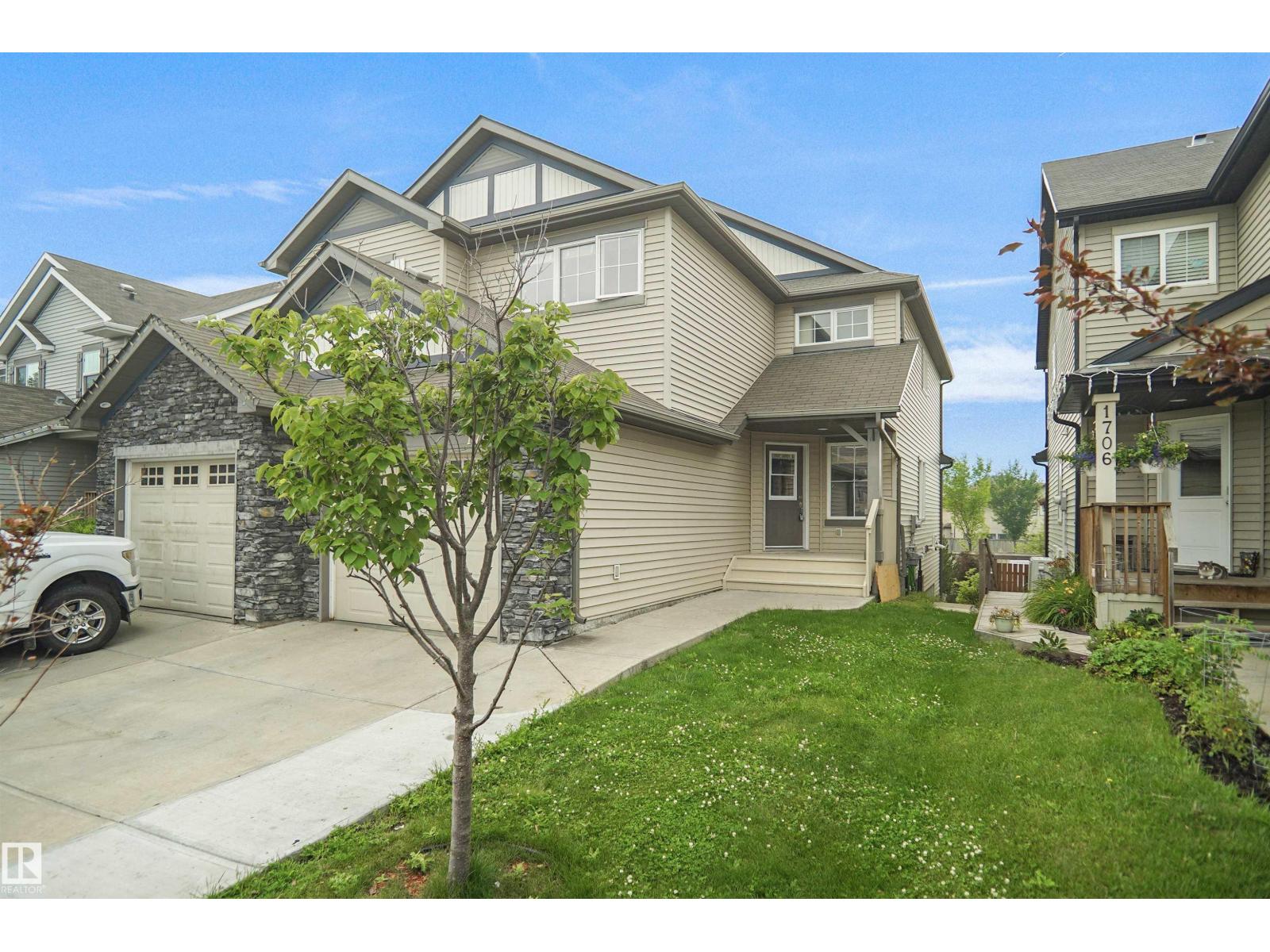 1708 65 ST SW - 2
