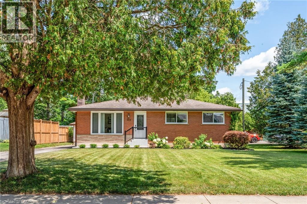 618 ST ANDREW Street - 2