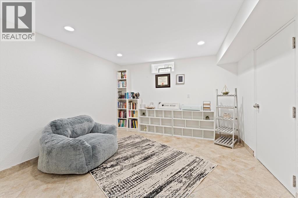 2689 BUTTERY STREET - 33