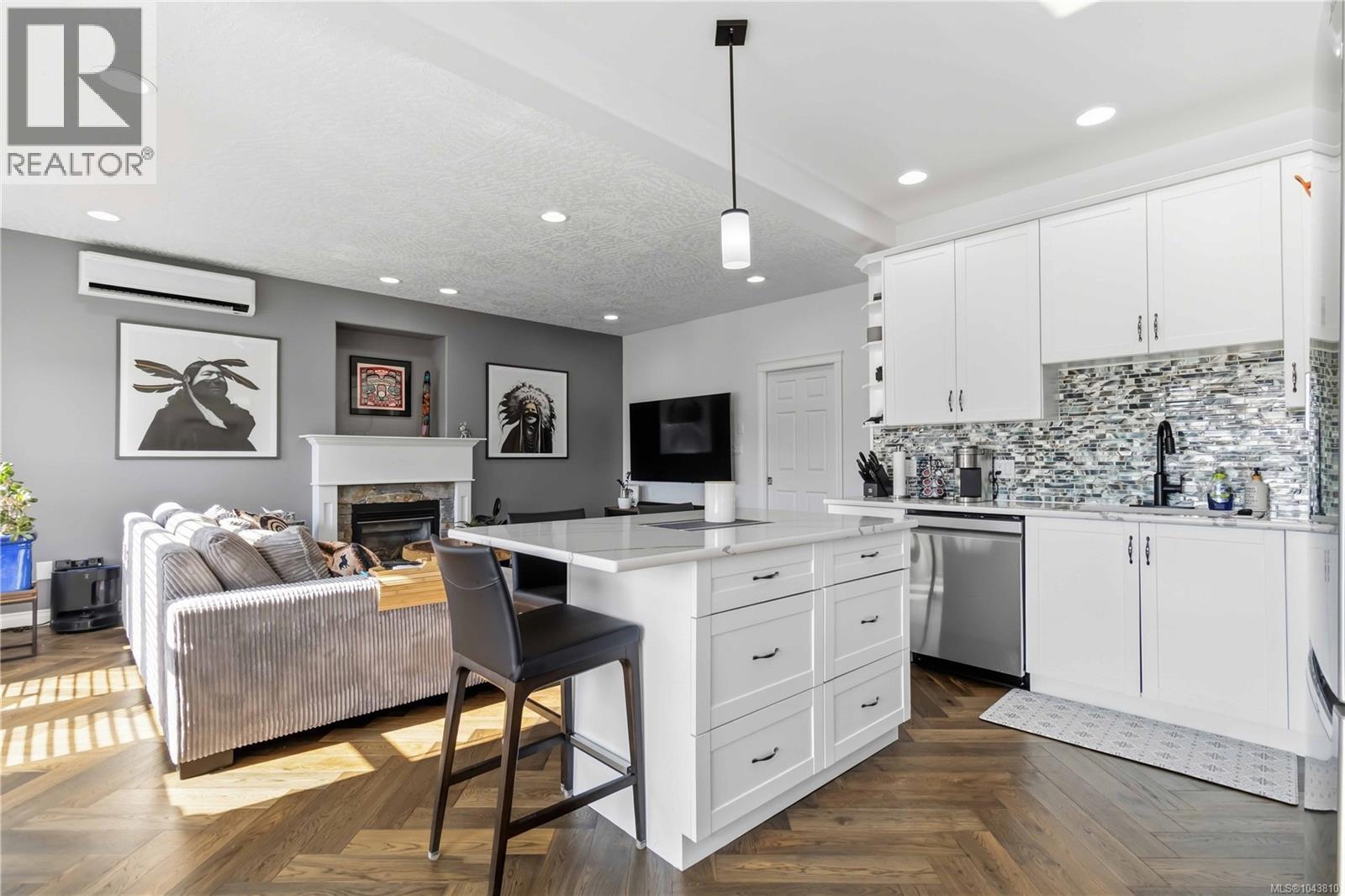767 Bear Mountain Pkwy - 10