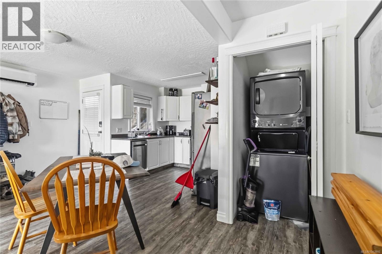 767 Bear Mountain Pkwy - 40