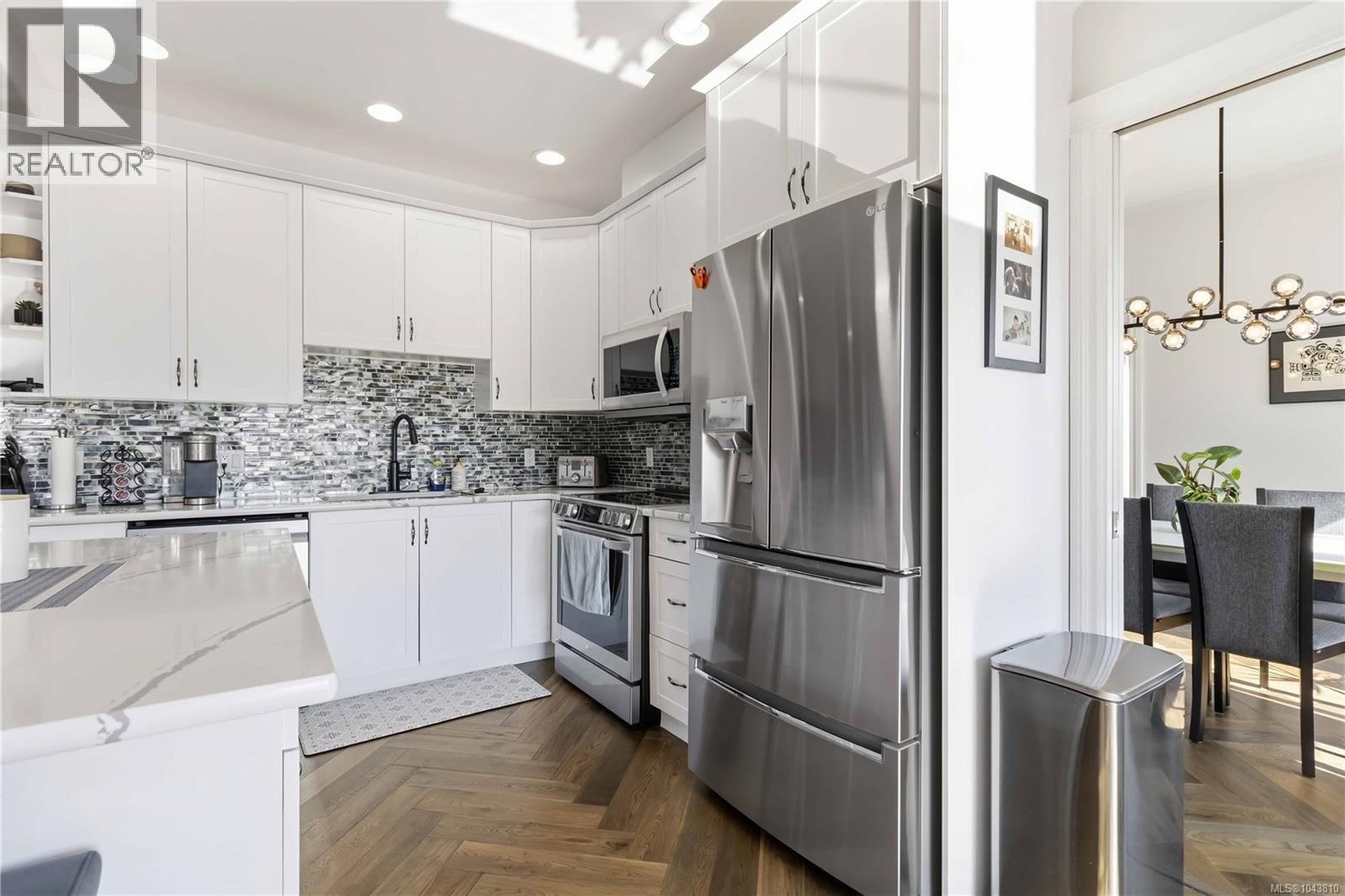 767 Bear Mountain Pkwy - 8