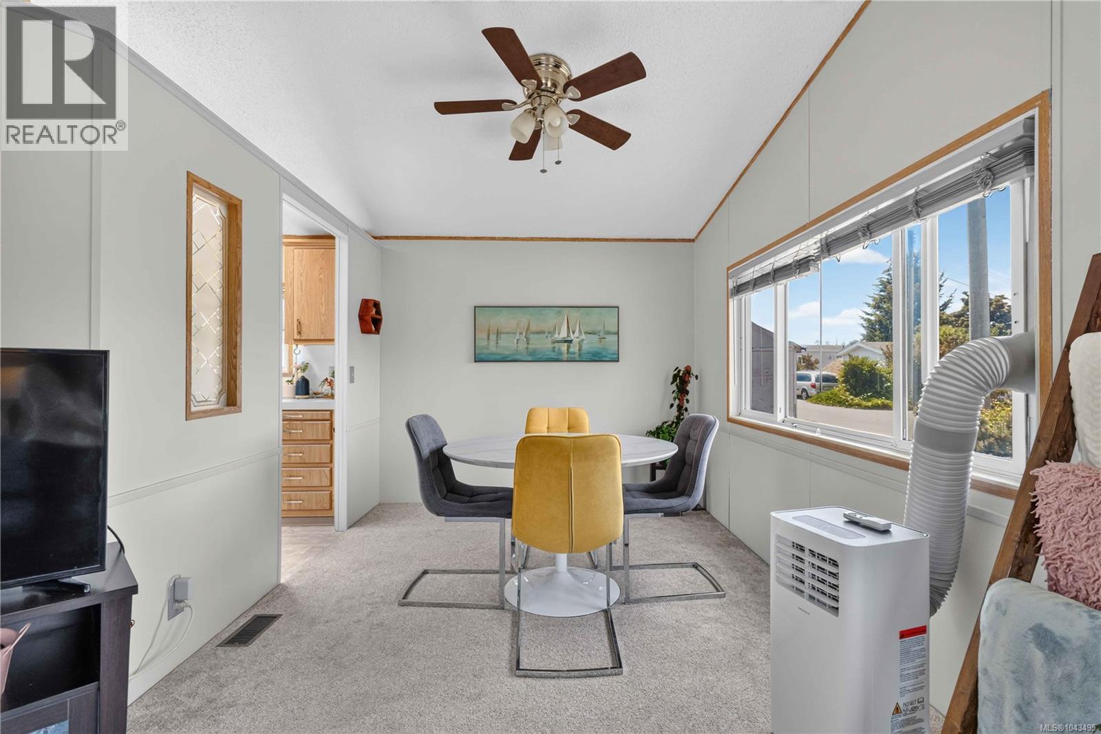 #22 1581 Middle Rd - 11