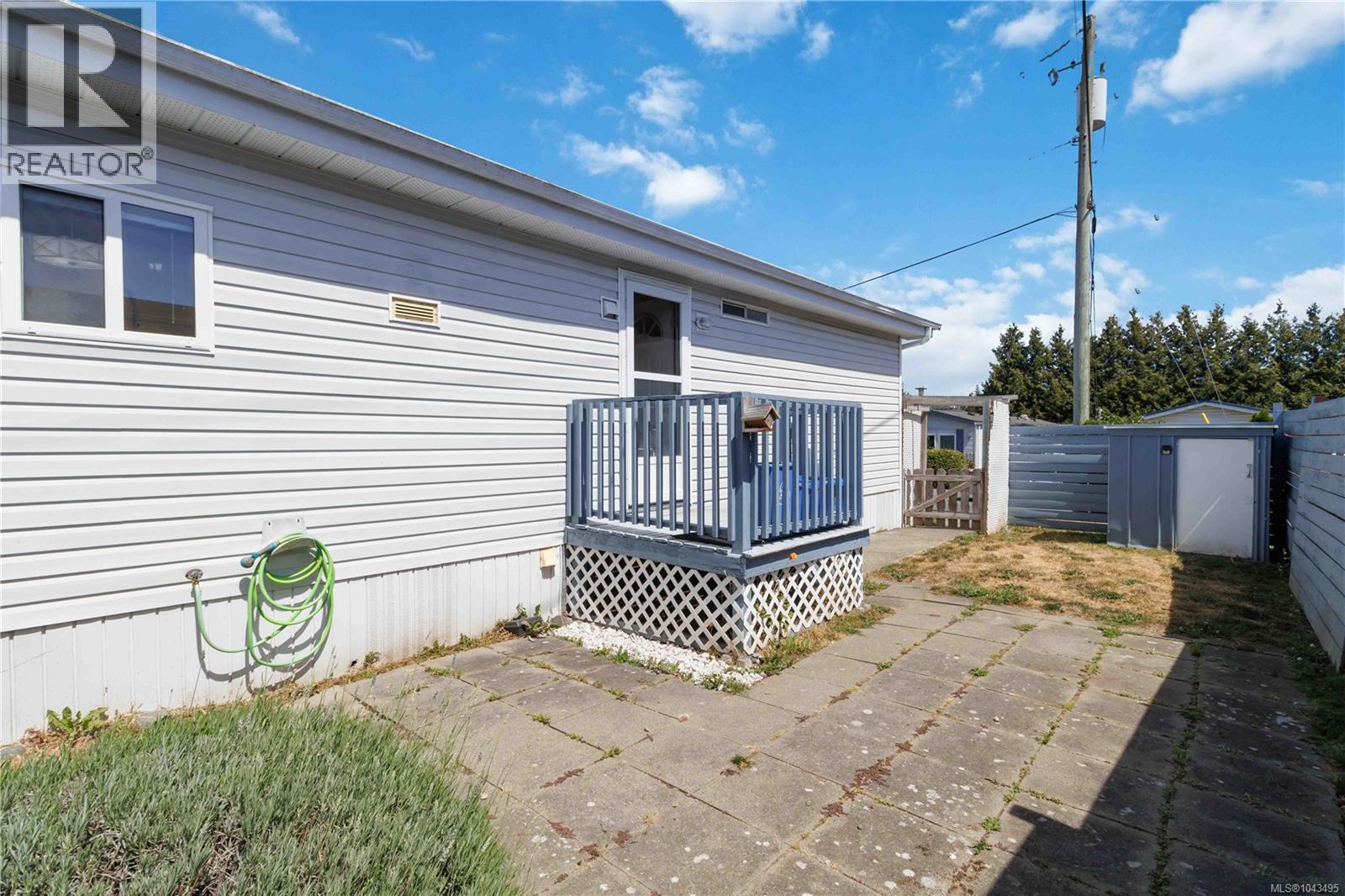 #22 1581 Middle Rd - 29