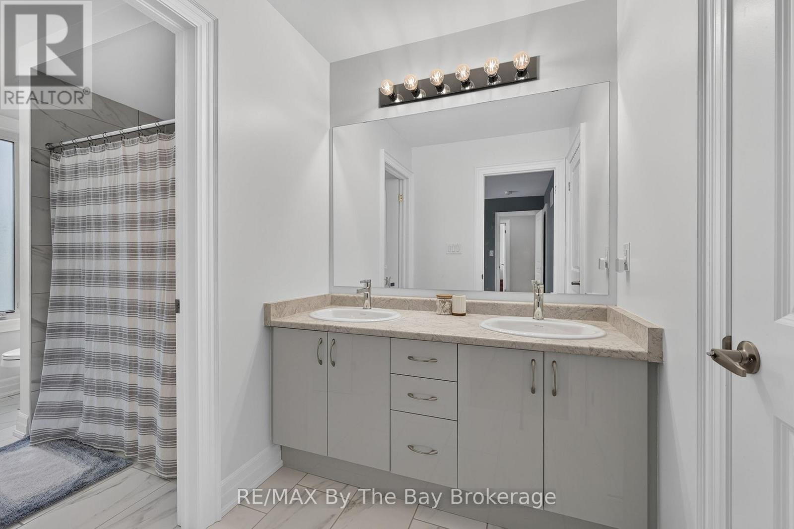 222 MAPLESIDE DRIVE - Image 24