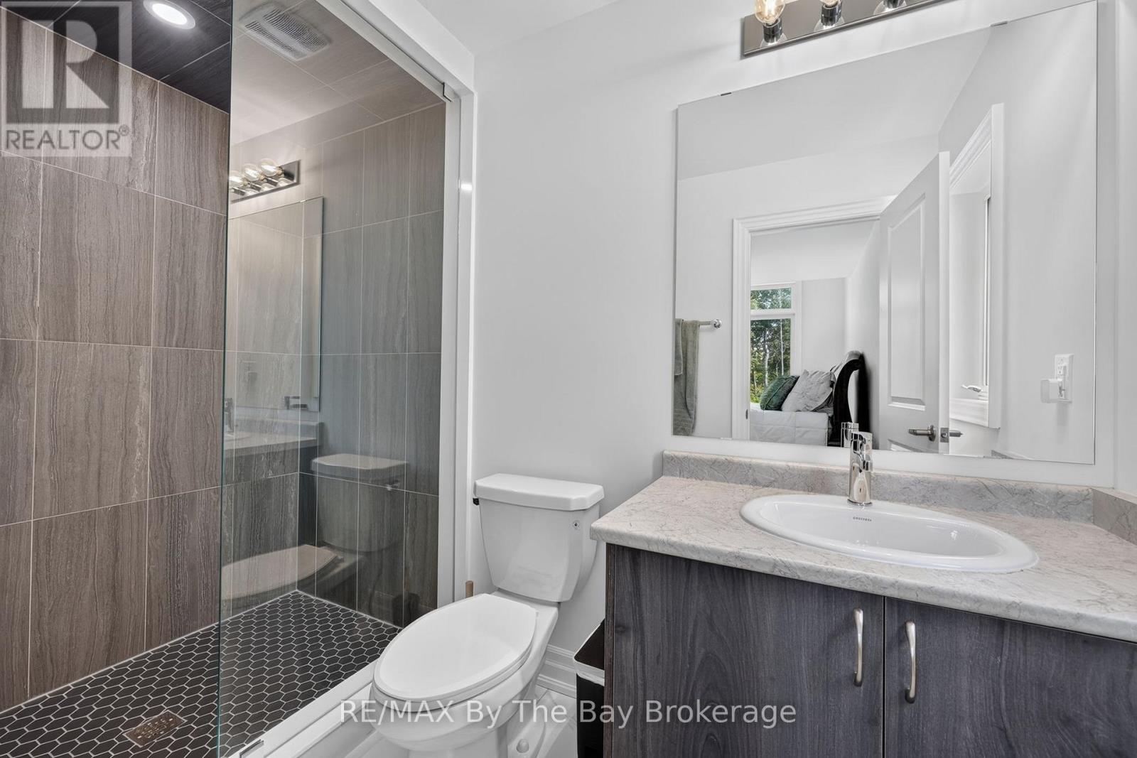 222 MAPLESIDE DRIVE - Image 30