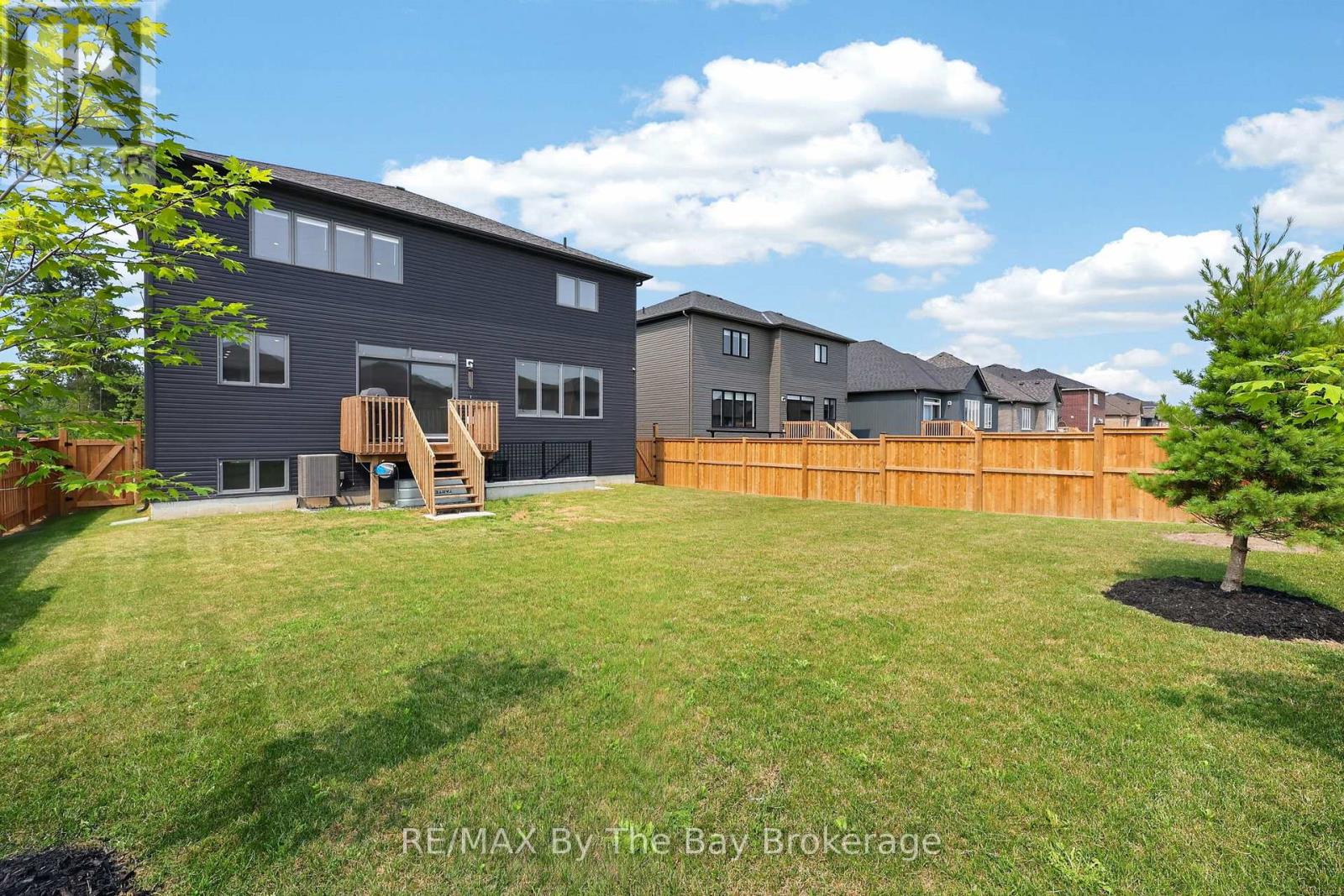222 MAPLESIDE DRIVE - Image 34