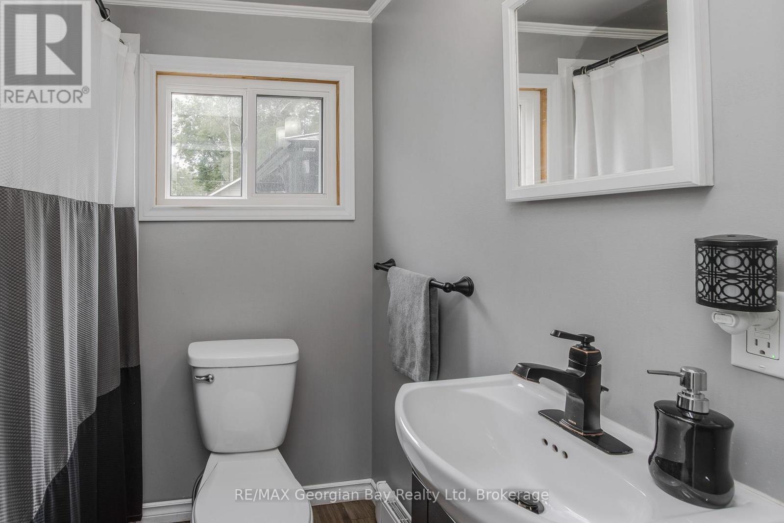 350 MCNICOLL STREET - Image 15