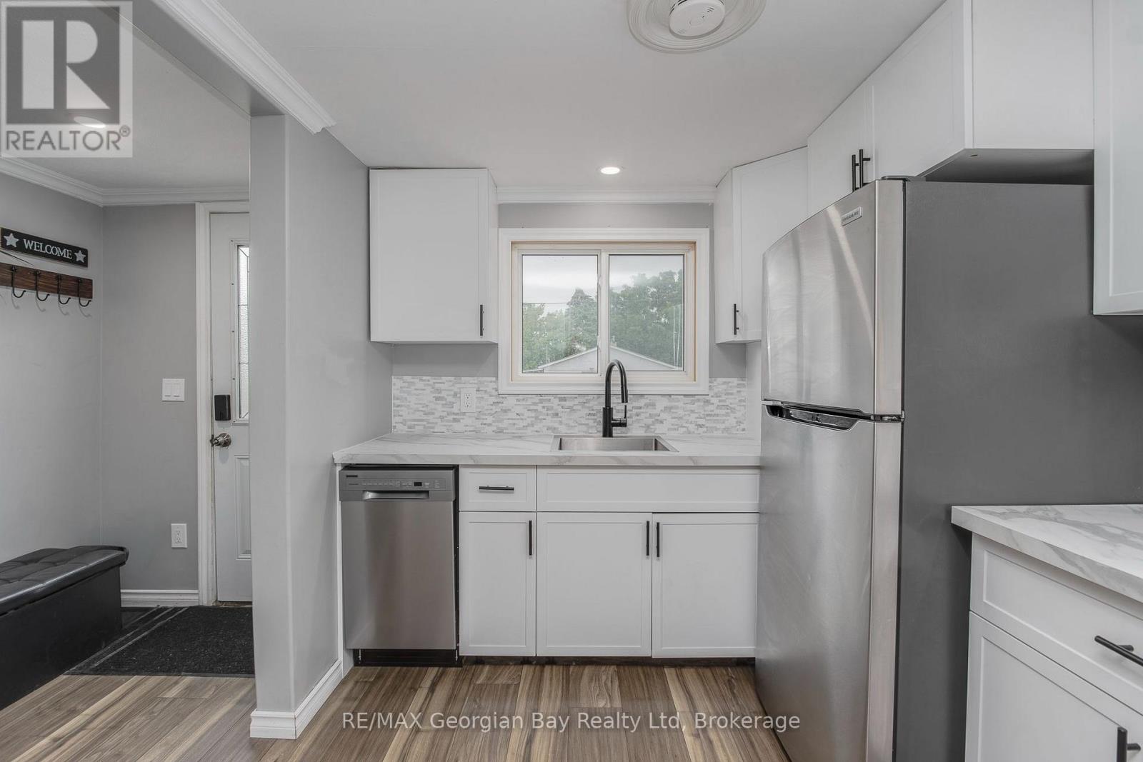 350 MCNICOLL STREET - Image 6