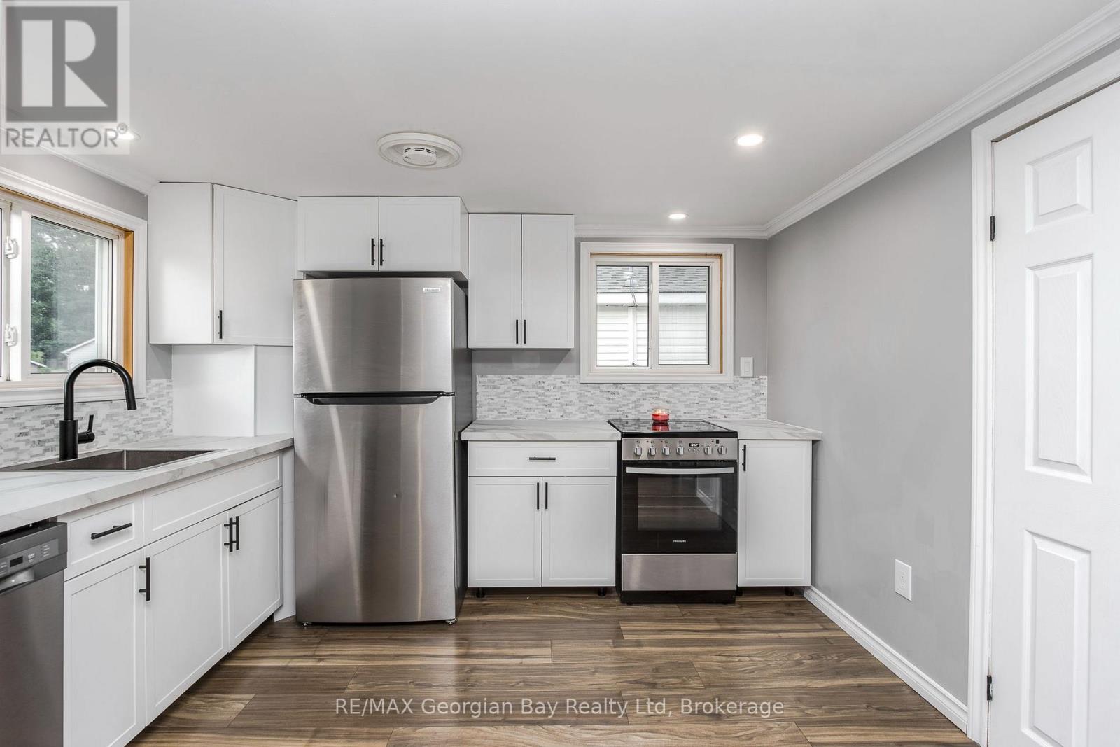 350 MCNICOLL STREET - Image 7