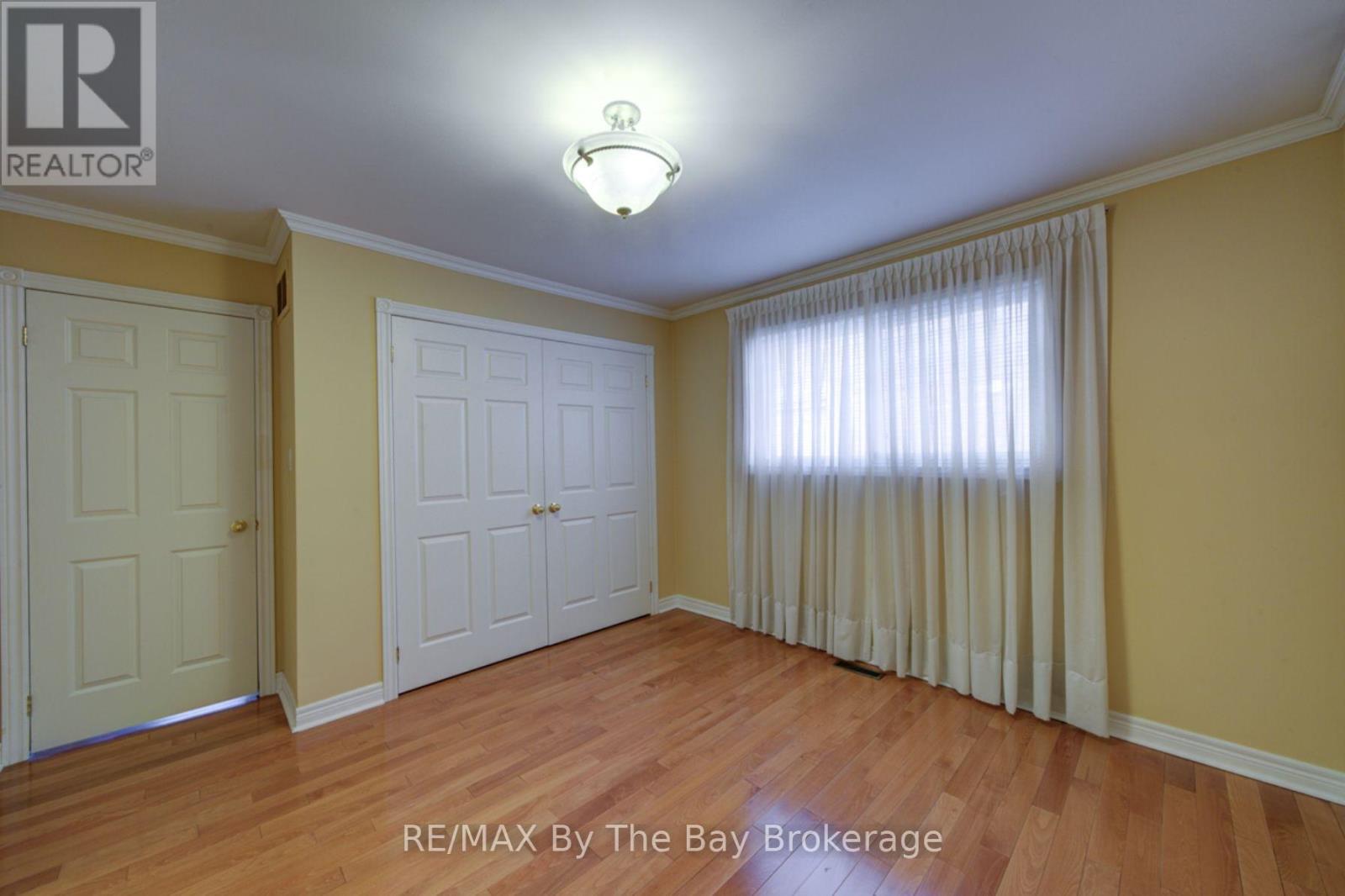 452 RAMBLEWOOD DRIVE - 18