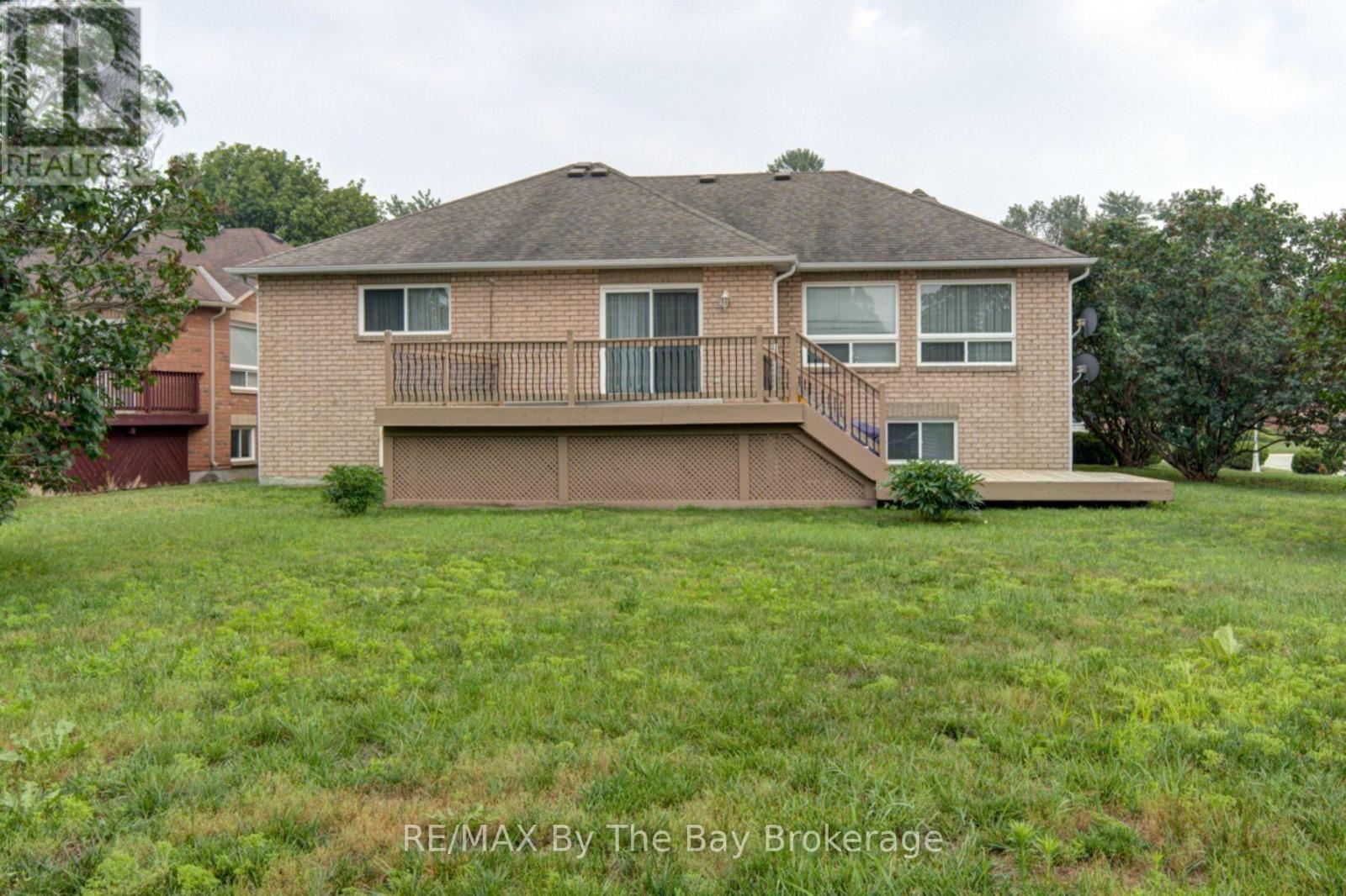 452 RAMBLEWOOD DRIVE - 37