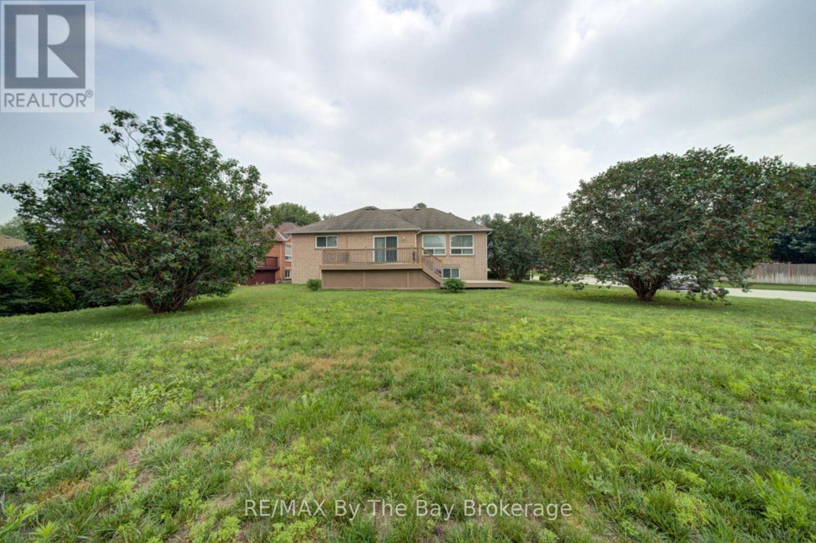 452 RAMBLEWOOD DRIVE - 38