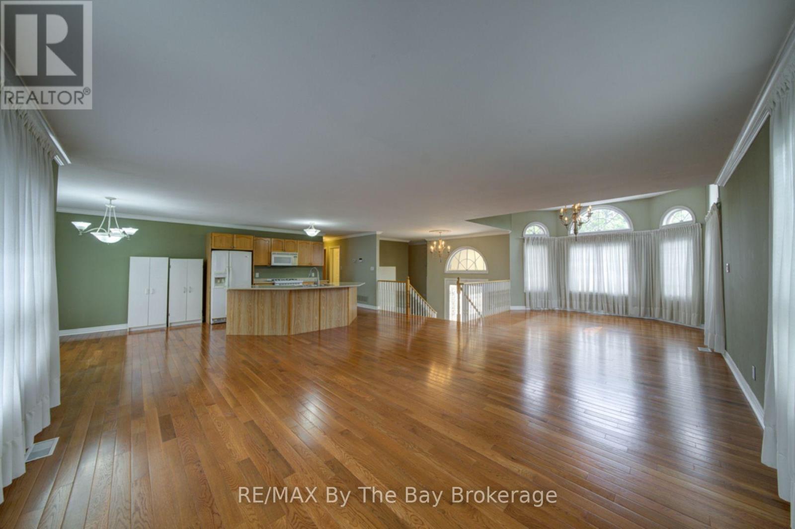 452 RAMBLEWOOD DRIVE - 8