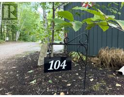104 - 2920 Old Penetanguishene Road, Springwater, ON L0L1P0 Photo 19