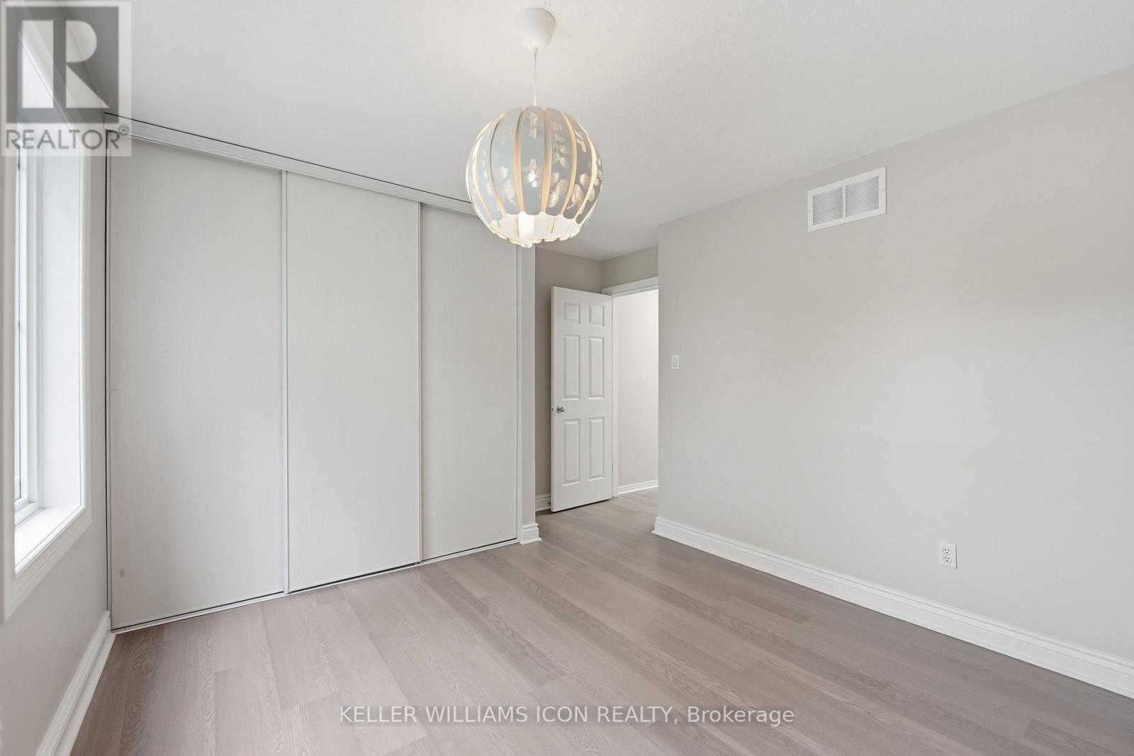 137 HARBOUR VIEW STREET - Image 30