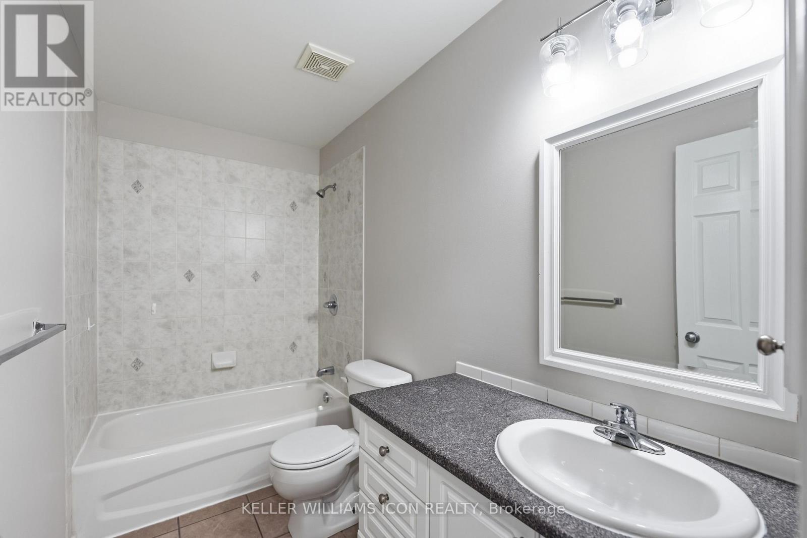137 HARBOUR VIEW STREET - Image 31