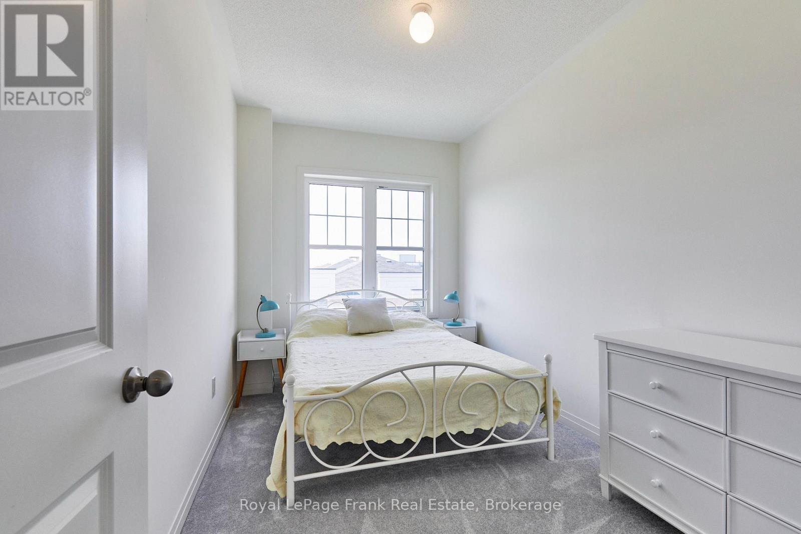 26 CLARINGTON BOULEVARD - 17