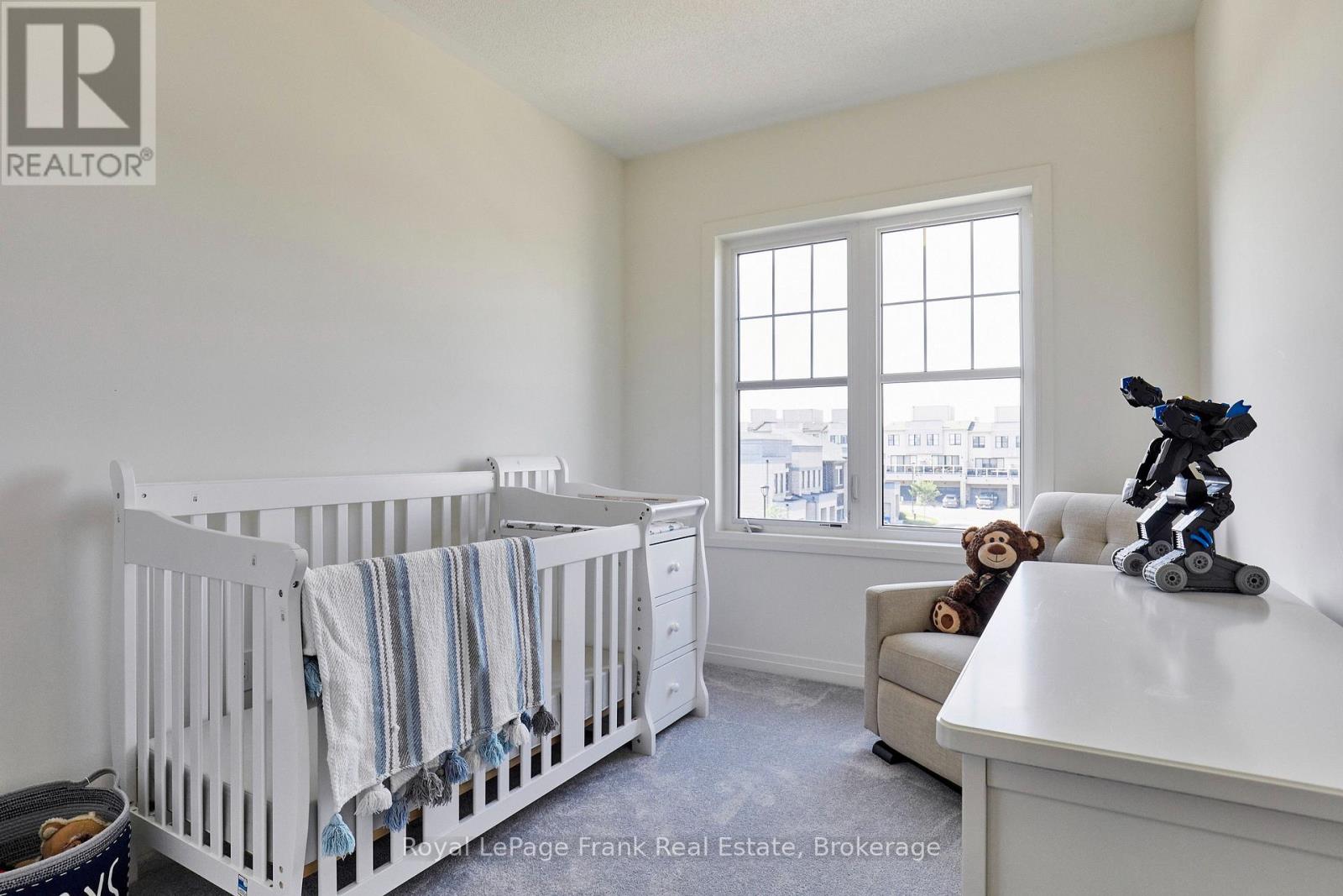 26 CLARINGTON BOULEVARD - 18