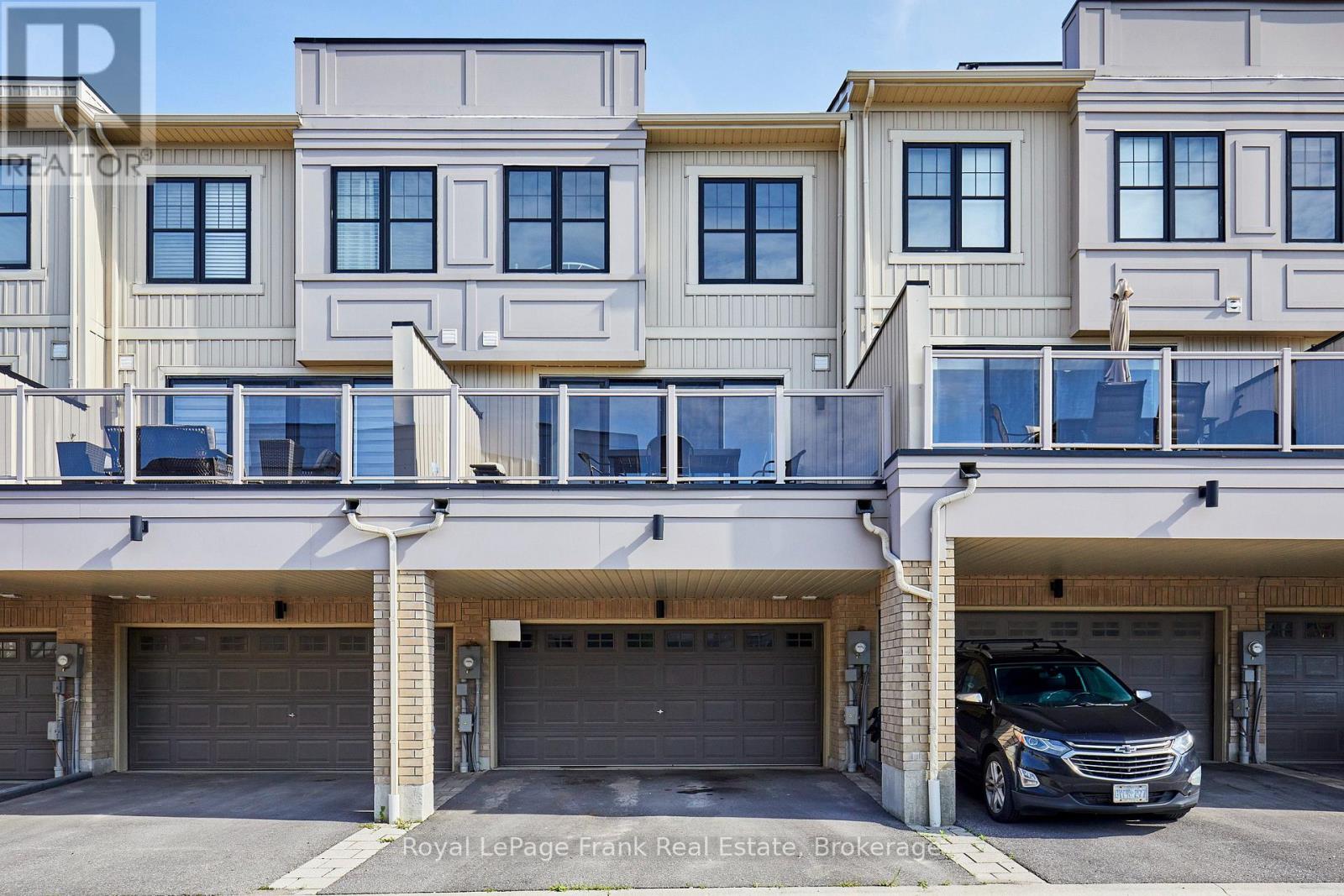 26 CLARINGTON BOULEVARD - 19