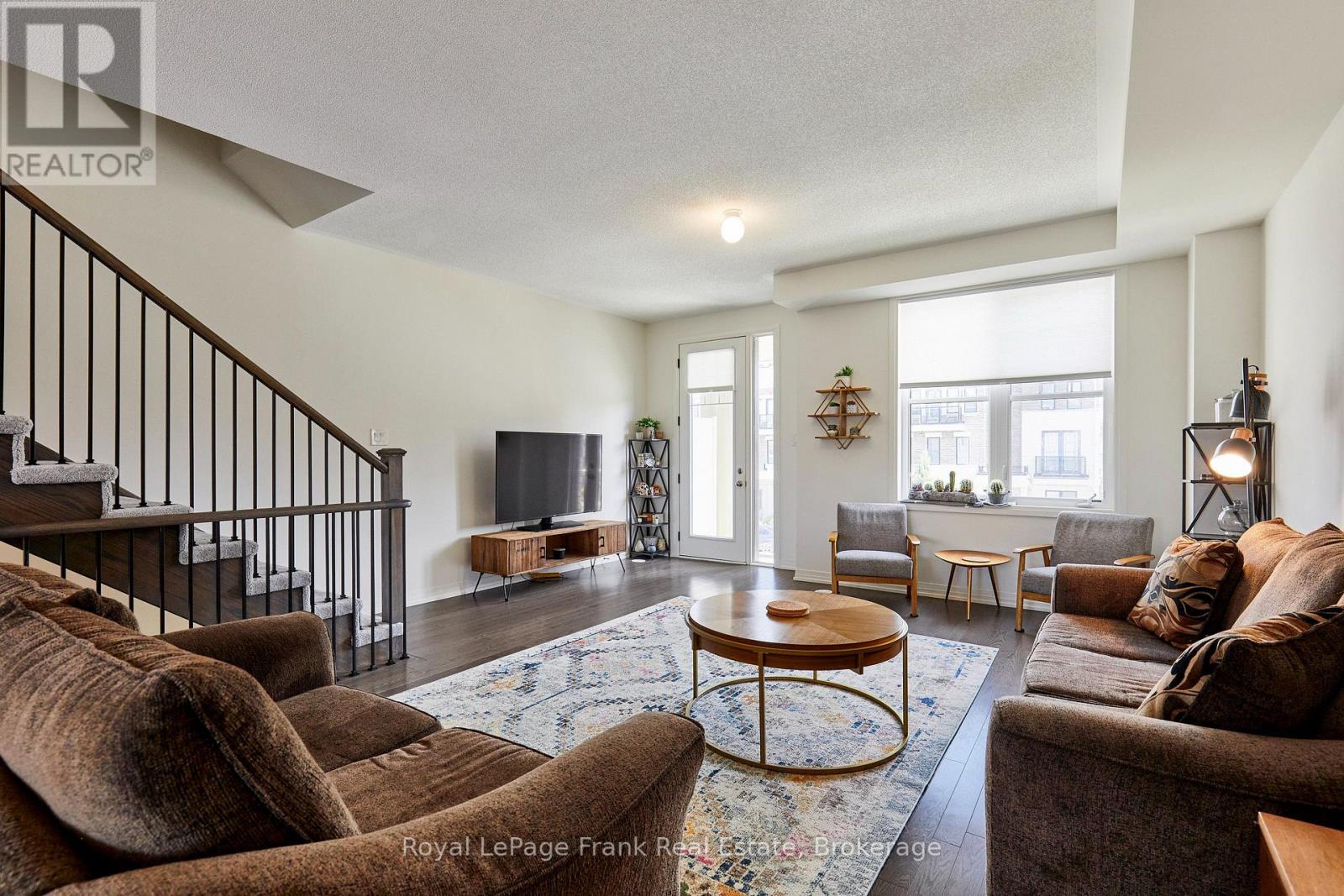 26 CLARINGTON BOULEVARD - 7