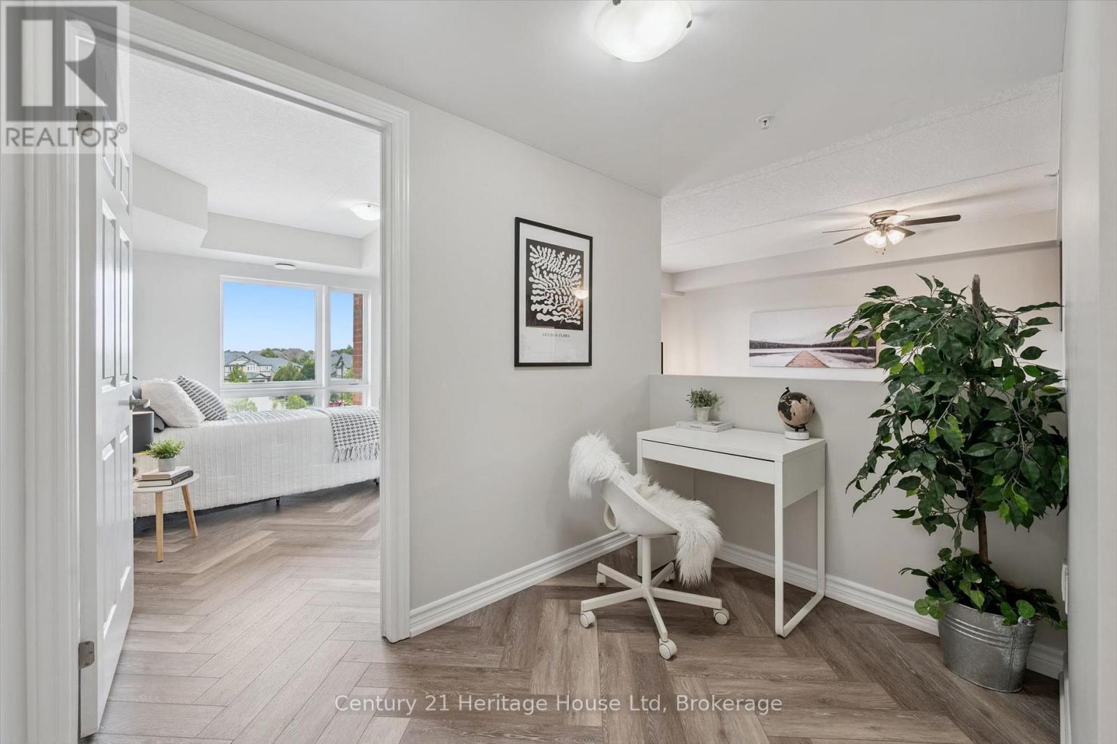 60 LYNNMORE STREET - 8