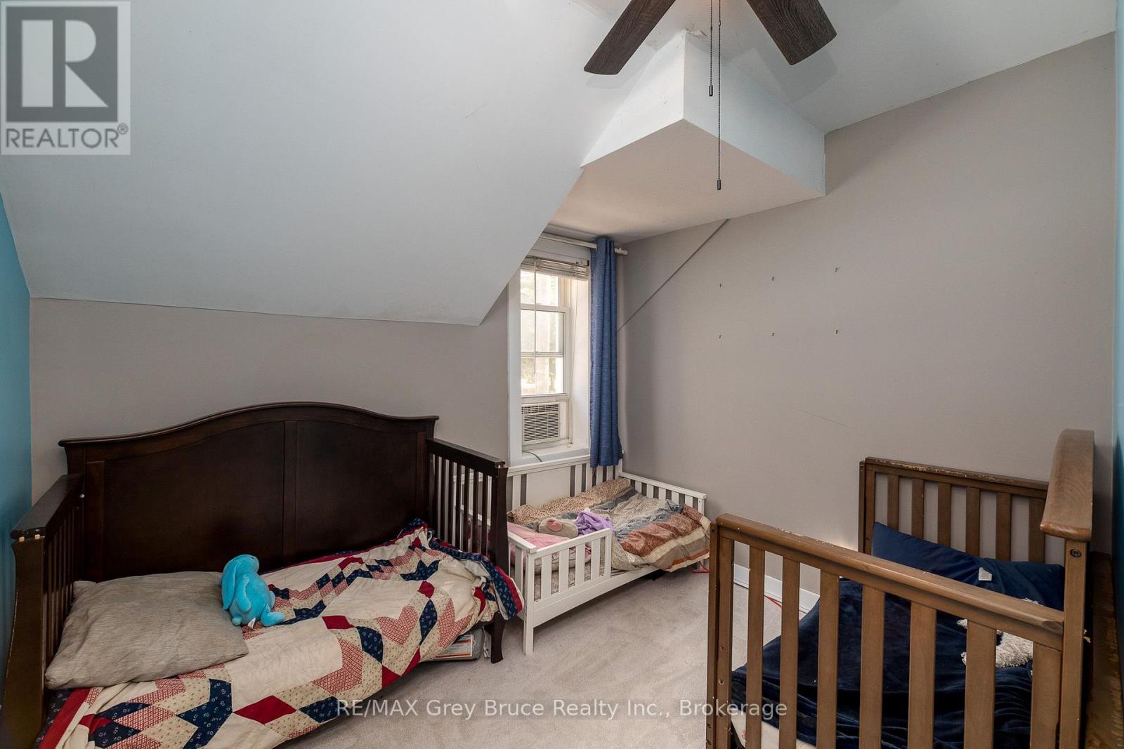 74 YONGE STREET S - 18