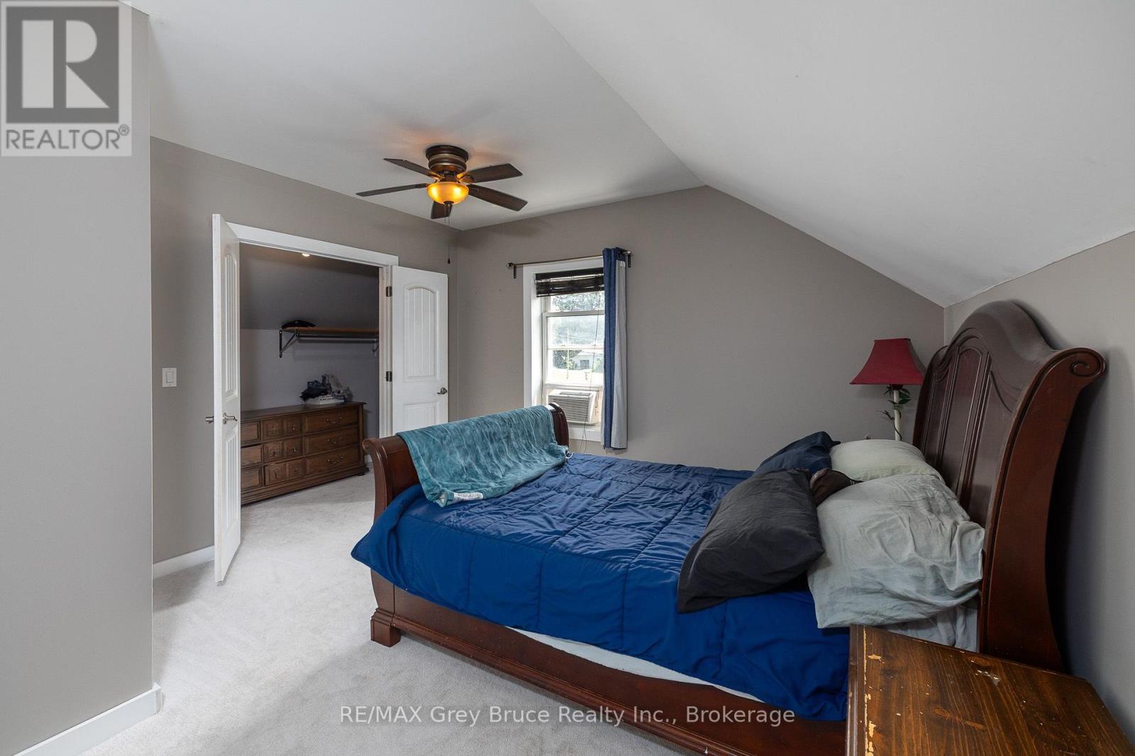 74 YONGE STREET S - 22