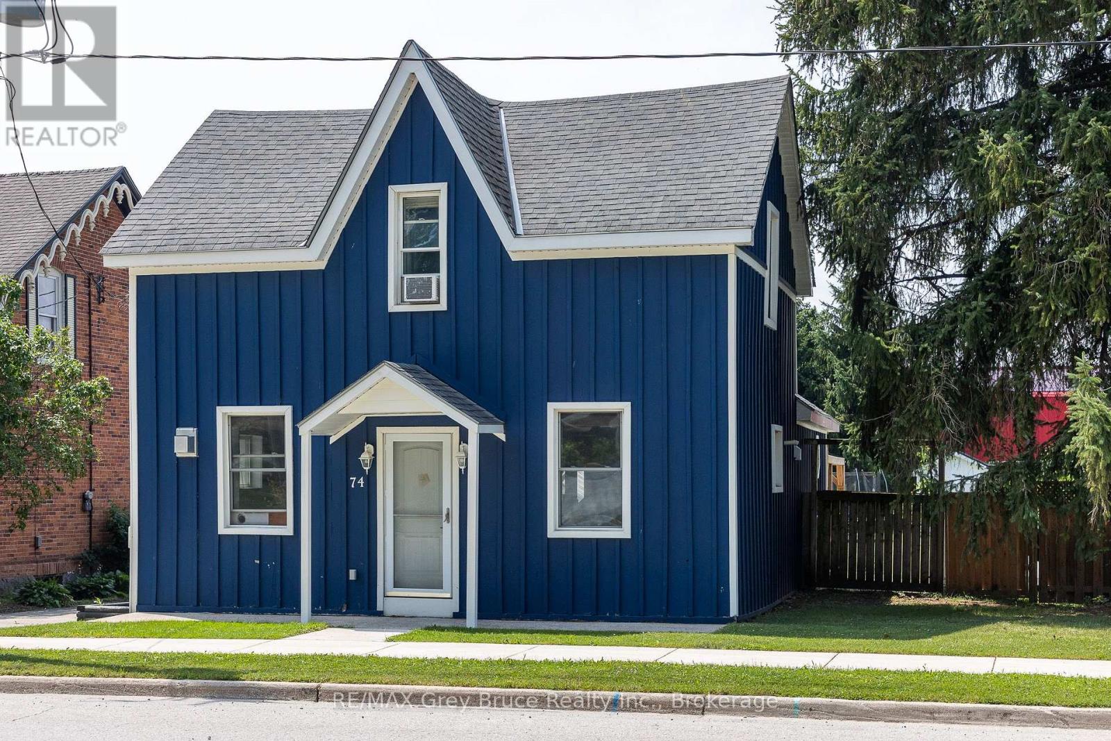 74 YONGE STREET S - 3