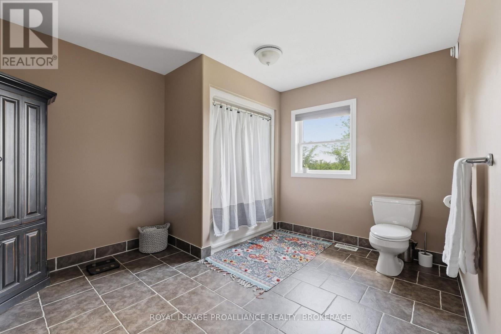 45 VARTY LAKE ROAD - 20