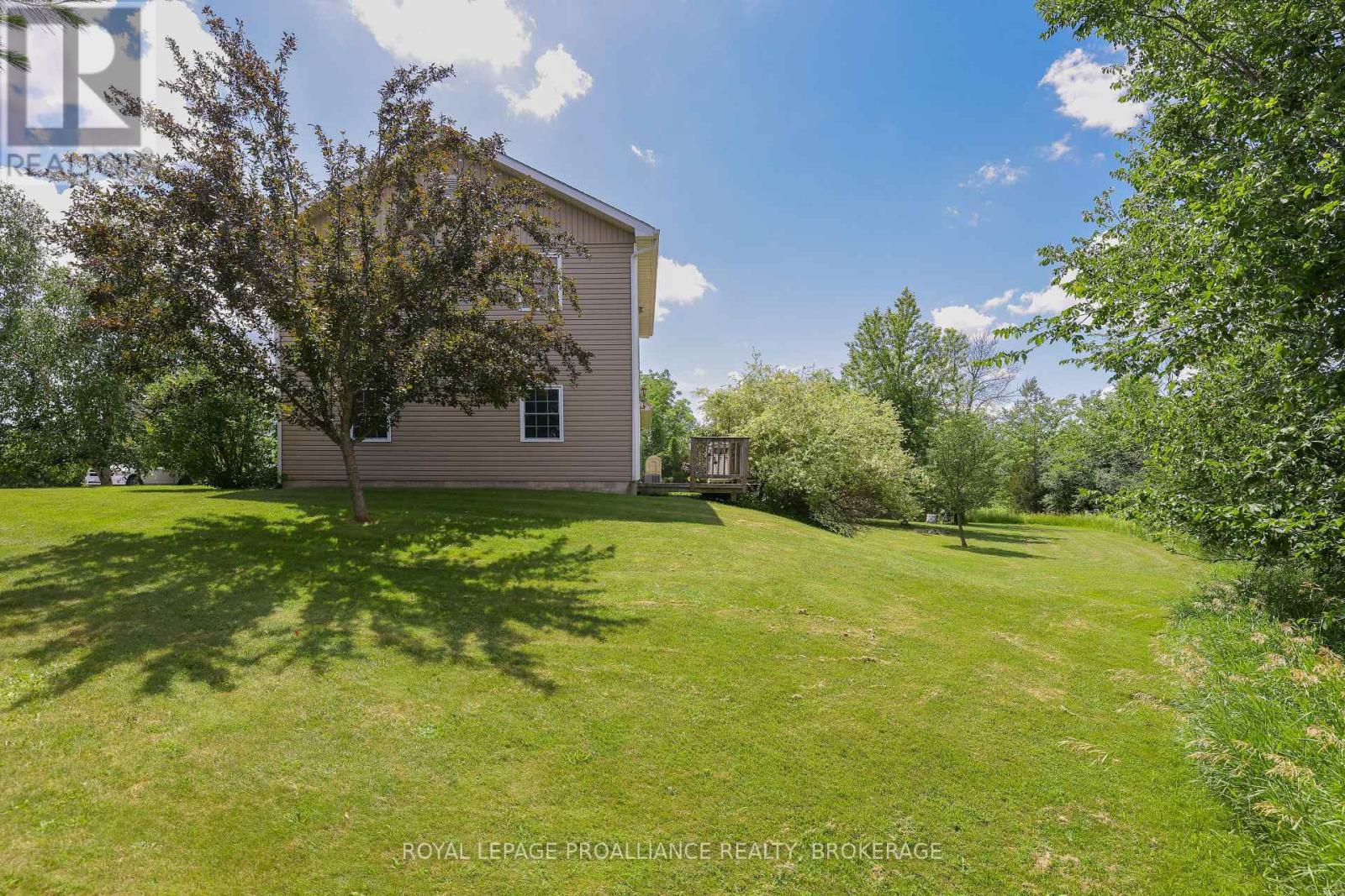 45 VARTY LAKE ROAD - 22
