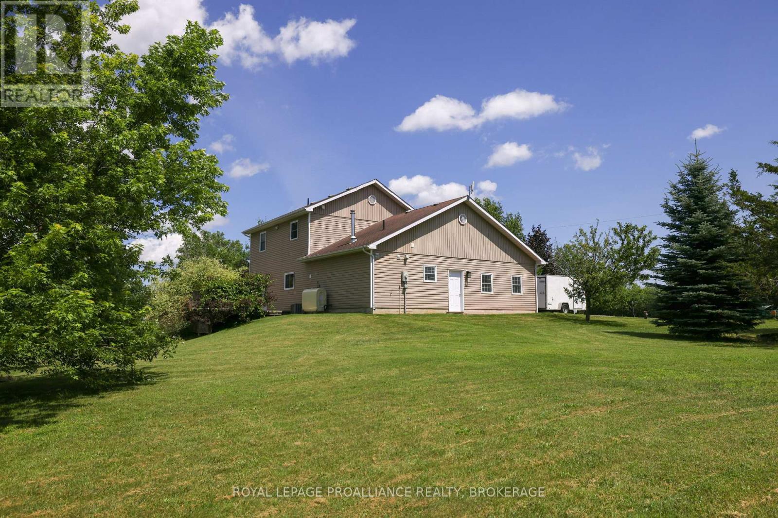 45 VARTY LAKE ROAD - 24