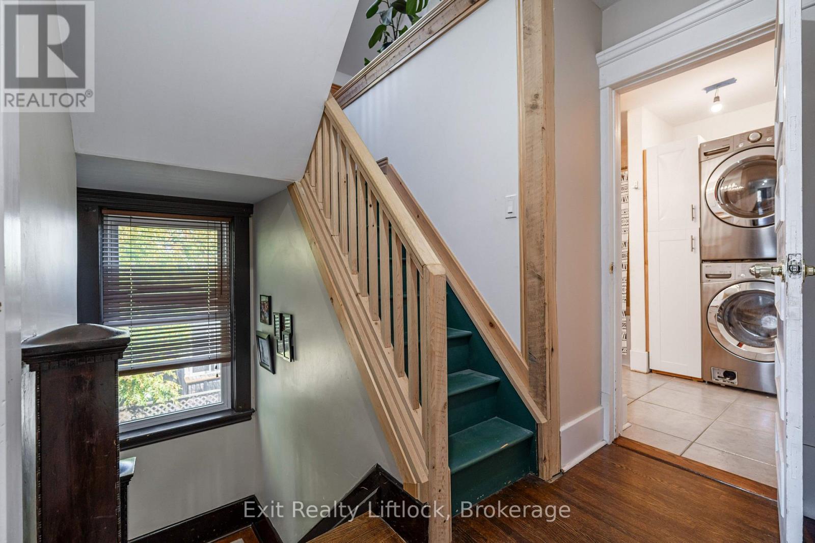 251 PRINCE STREET - 23