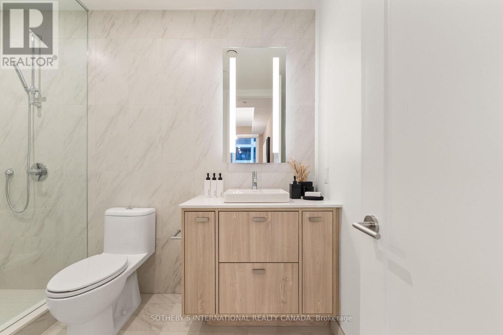 #1013 115 DENISON AVENUE - 13