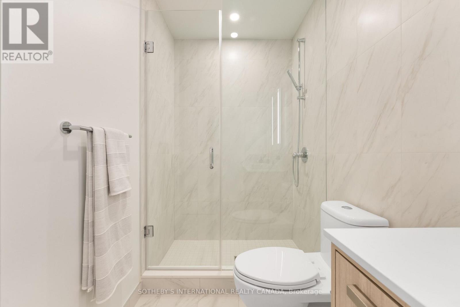 #1013 115 DENISON AVENUE - 14