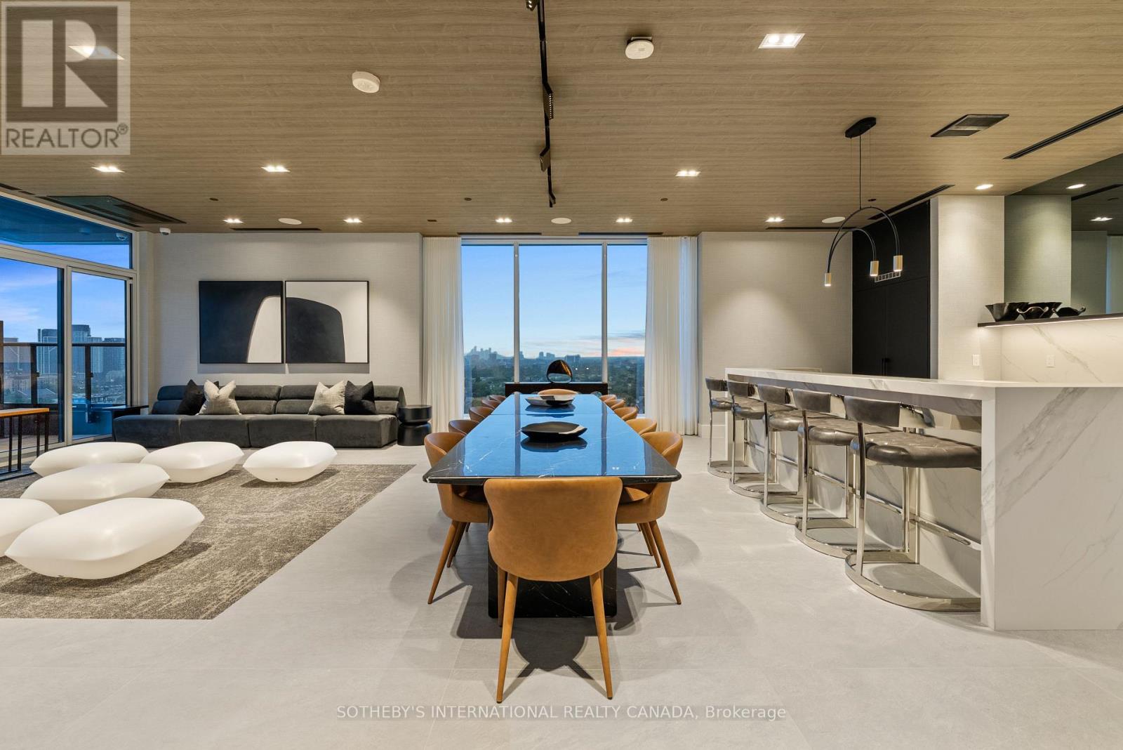 #1013 115 DENISON AVENUE - 26