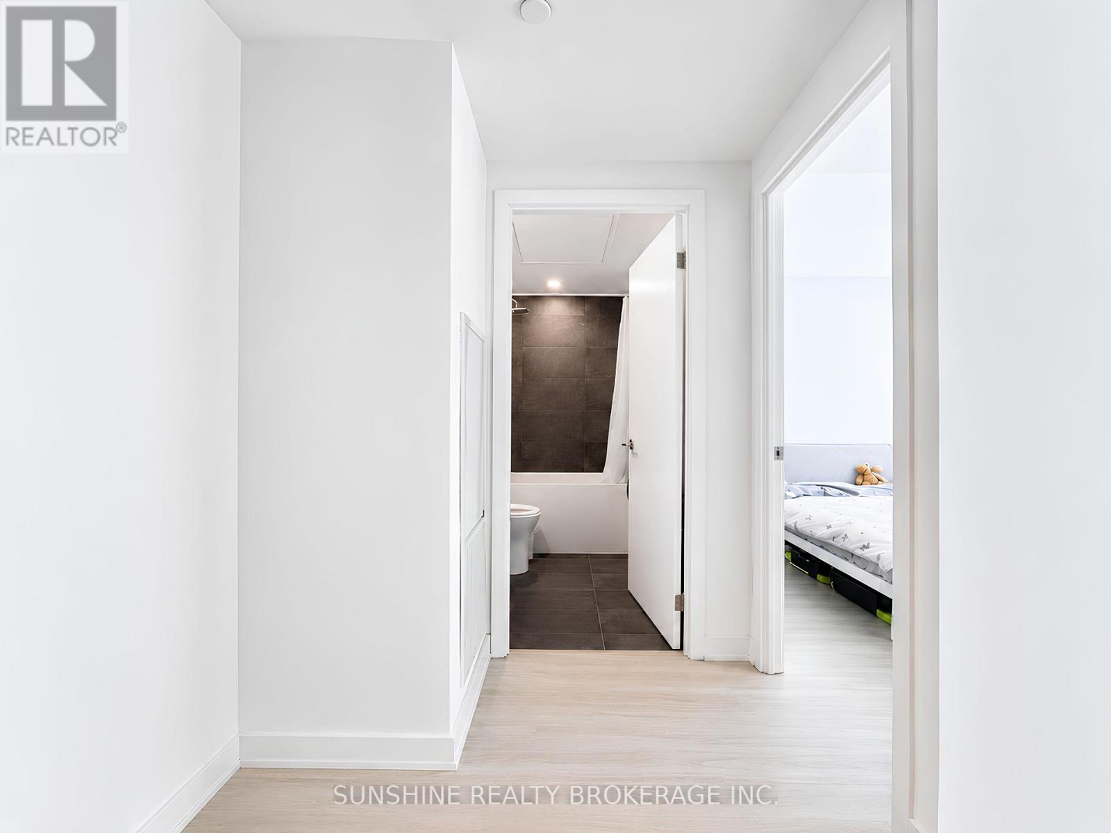 #1901 8 WELLESLEY STREET W - 21