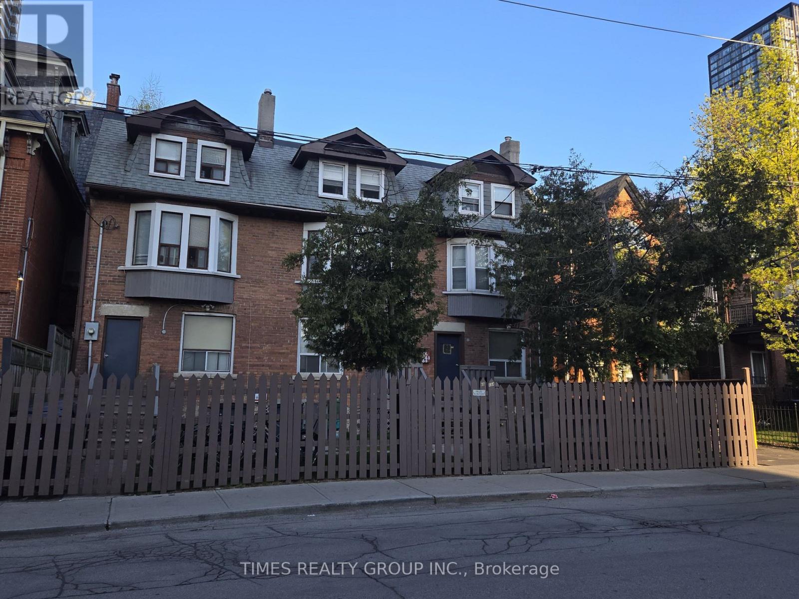 Listing photo of 66-66A-68 PEMBROKE STREET