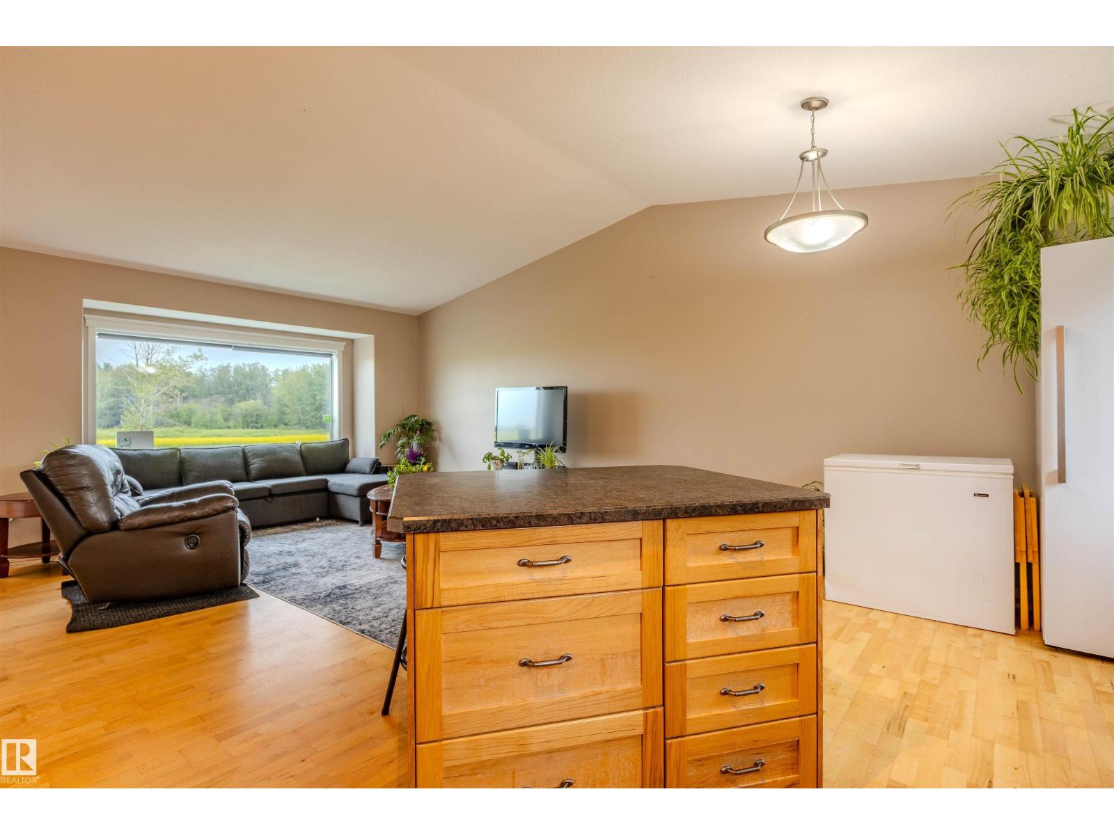 4712 50 AV - Image 12