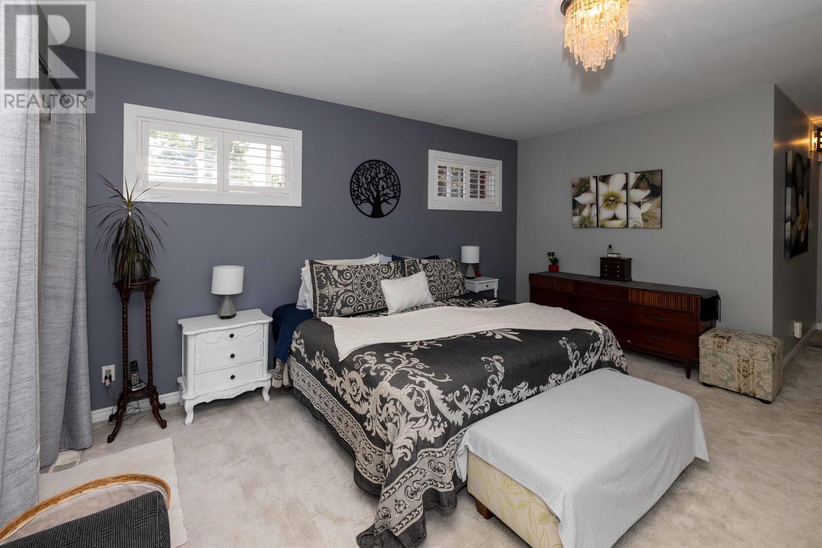 159 Ruttan ST - 10