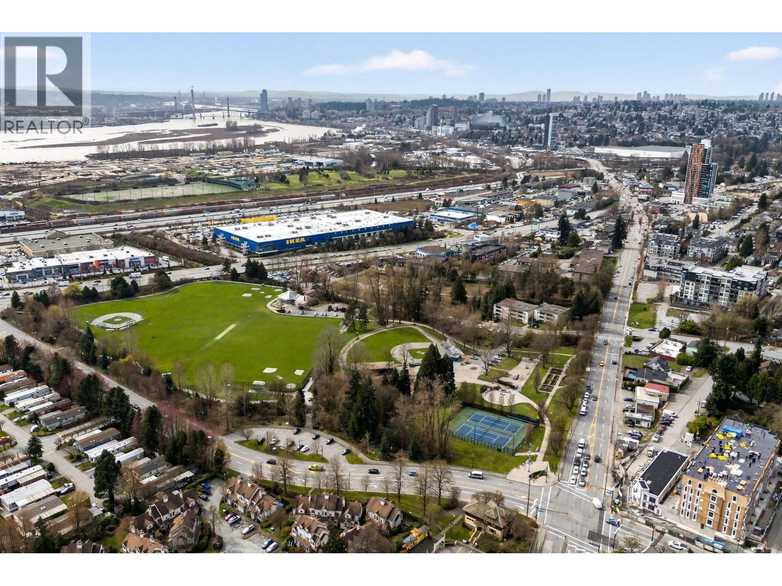 1114 HACHEY AVENUE, Coquitlam