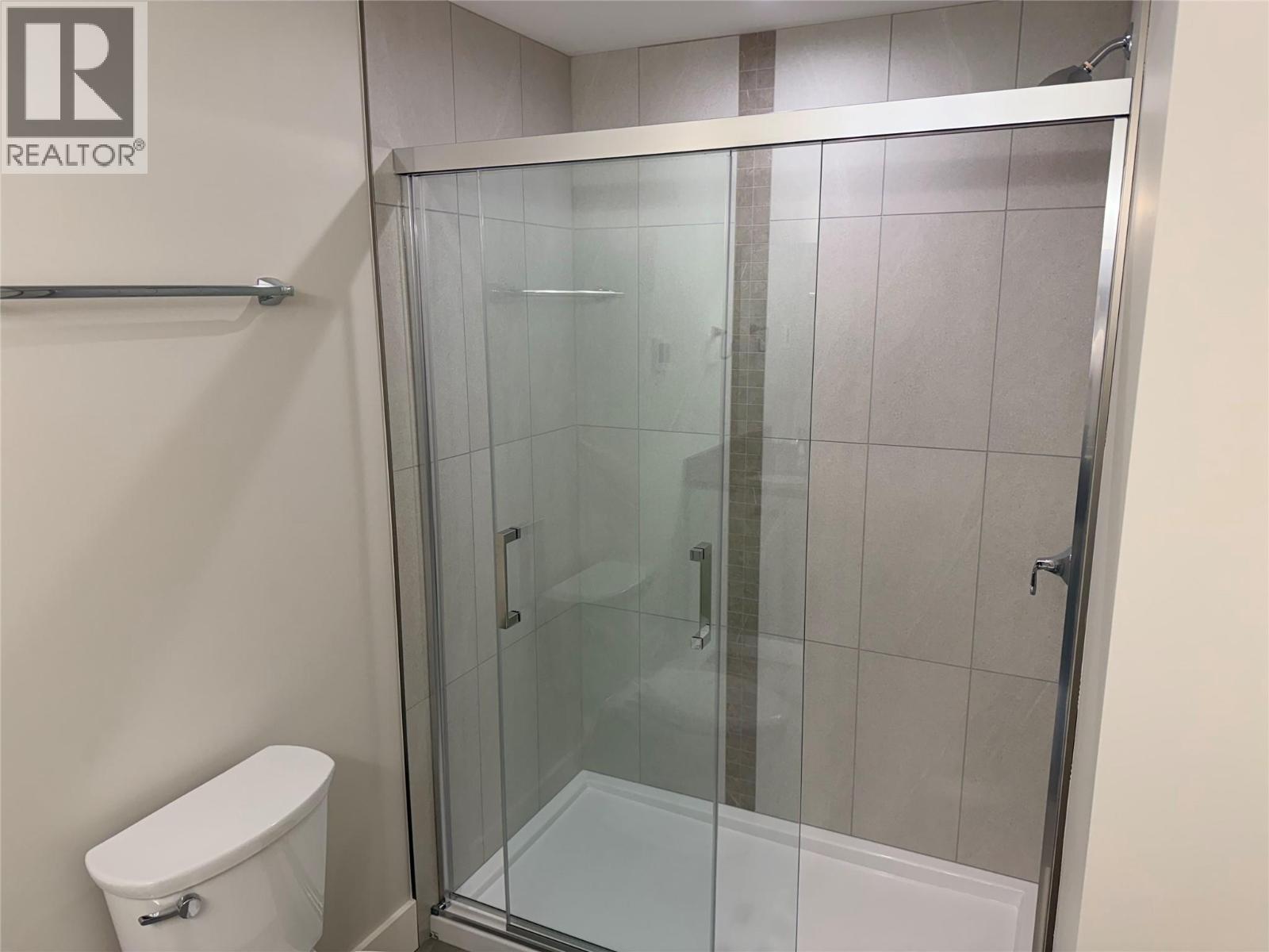 #203 2171 Van Horne Drive - 9