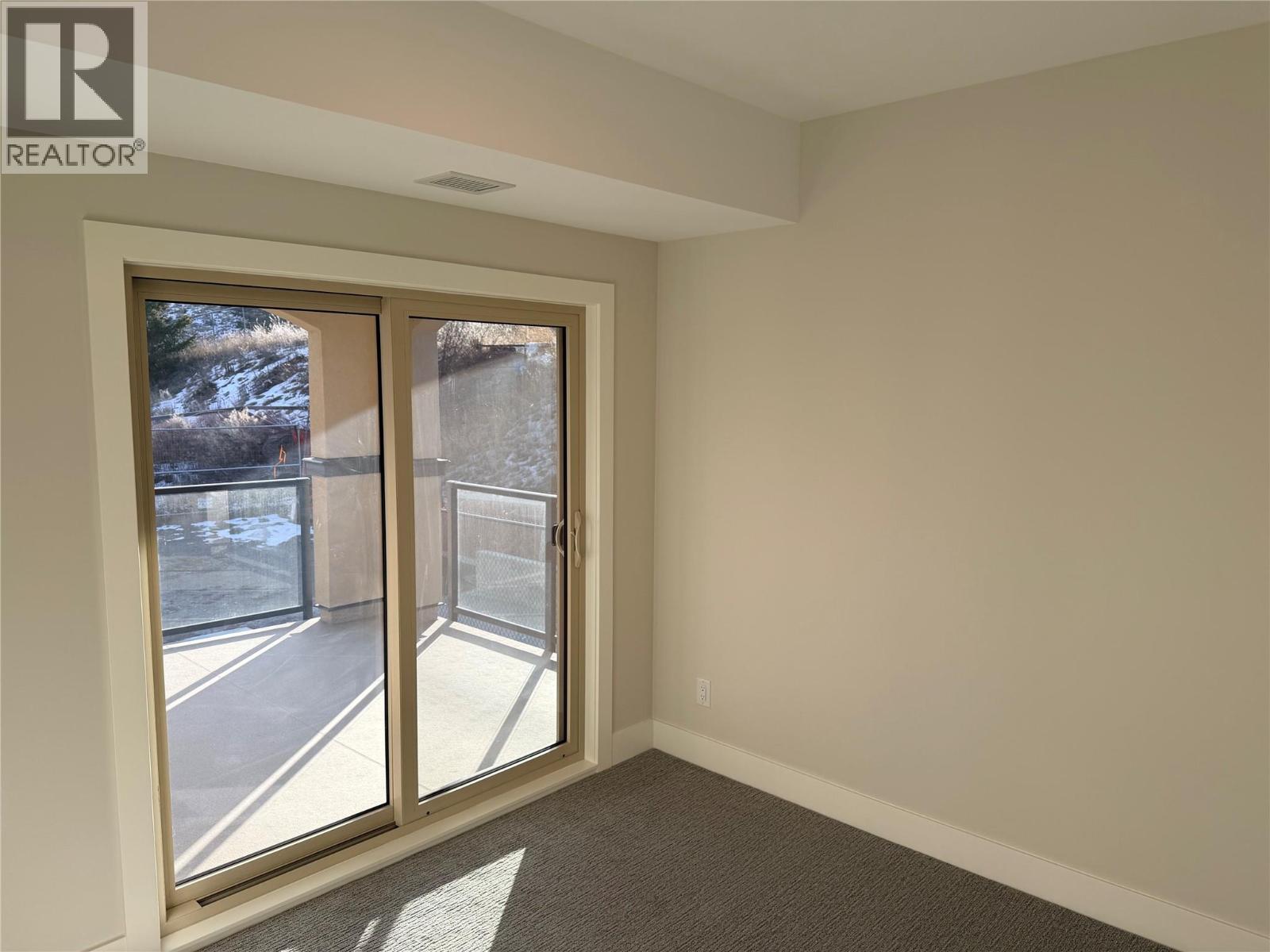 #203 2171 Van Horne Drive - 17