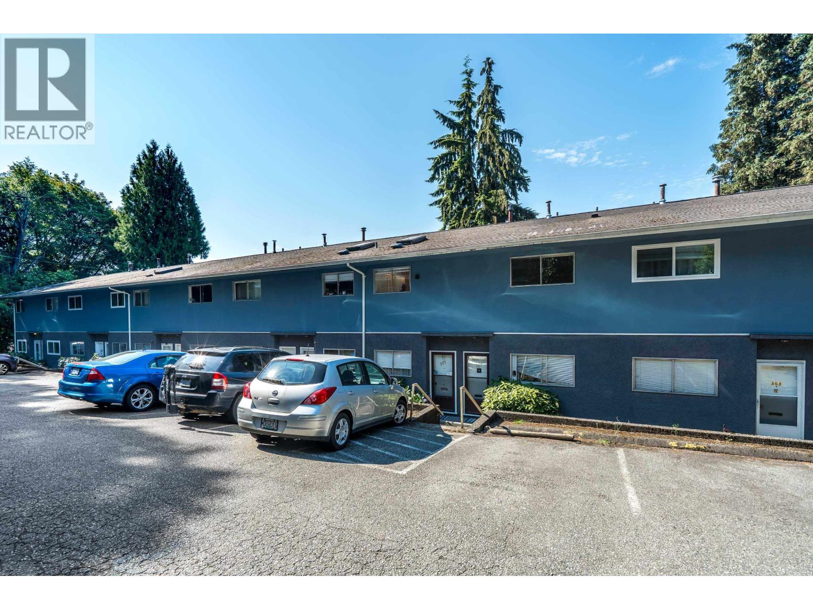 2 Bed, 1 Bath House for Sale in Coquitlam – 305 MARATHON COURT, Coquitlam – MLS# R3148579 - Image 5