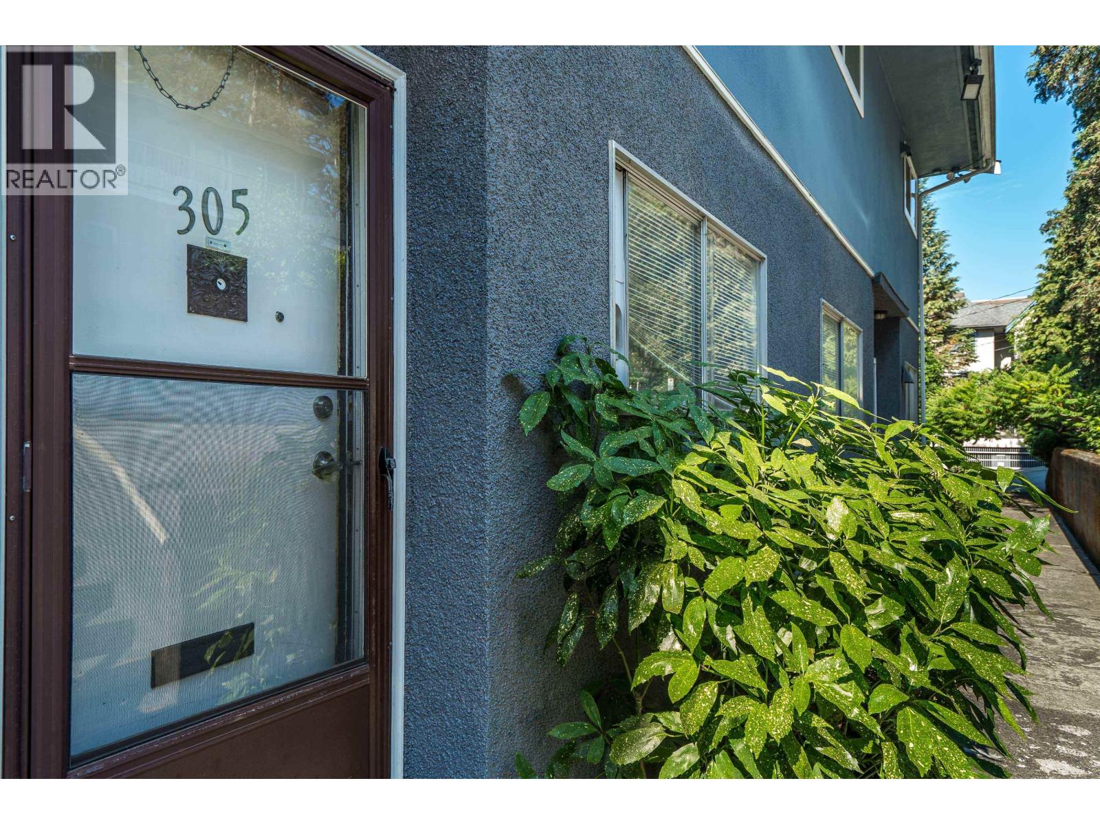 2 Bed, 1 Bath House for Sale in Coquitlam – 305 MARATHON COURT, Coquitlam – MLS# R3148579 - Image 8