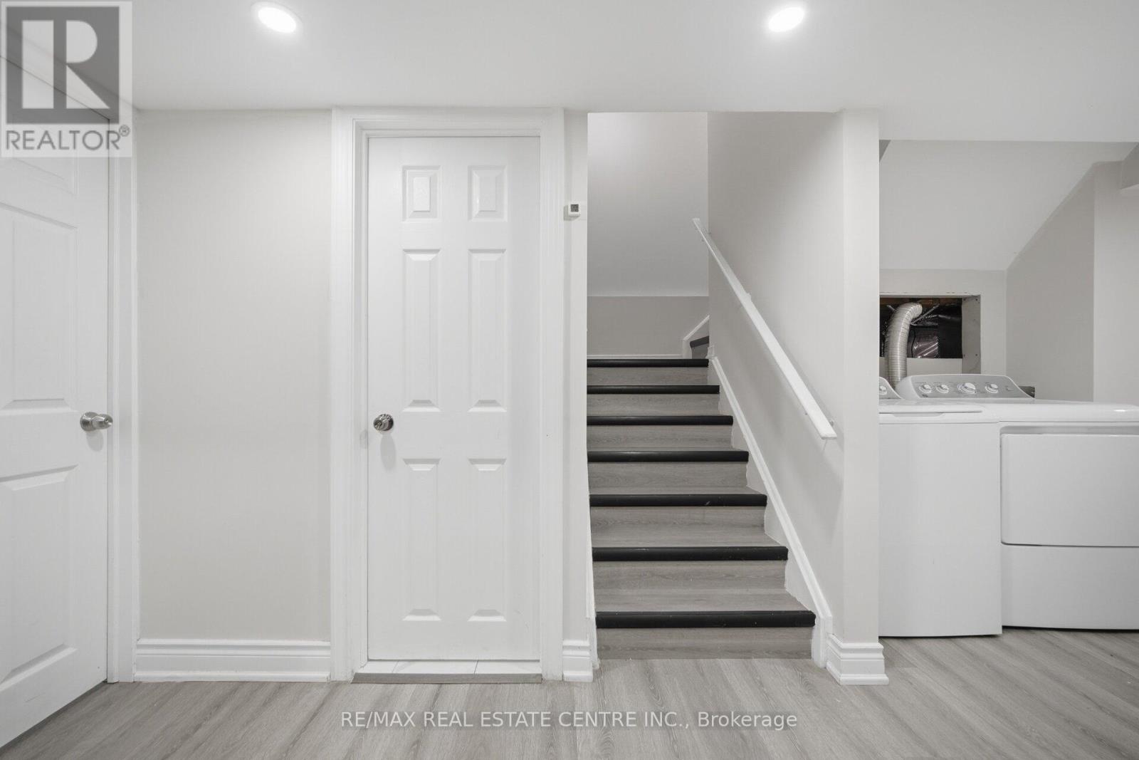 570 WINDFIELDS FARM DRIVE - 34