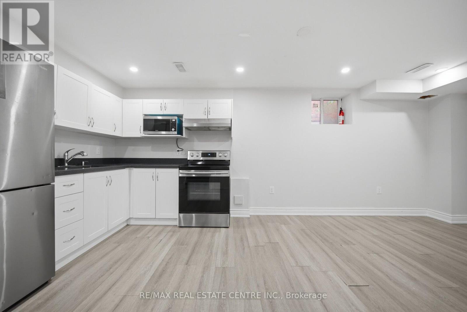 570 WINDFIELDS FARM DRIVE - 36