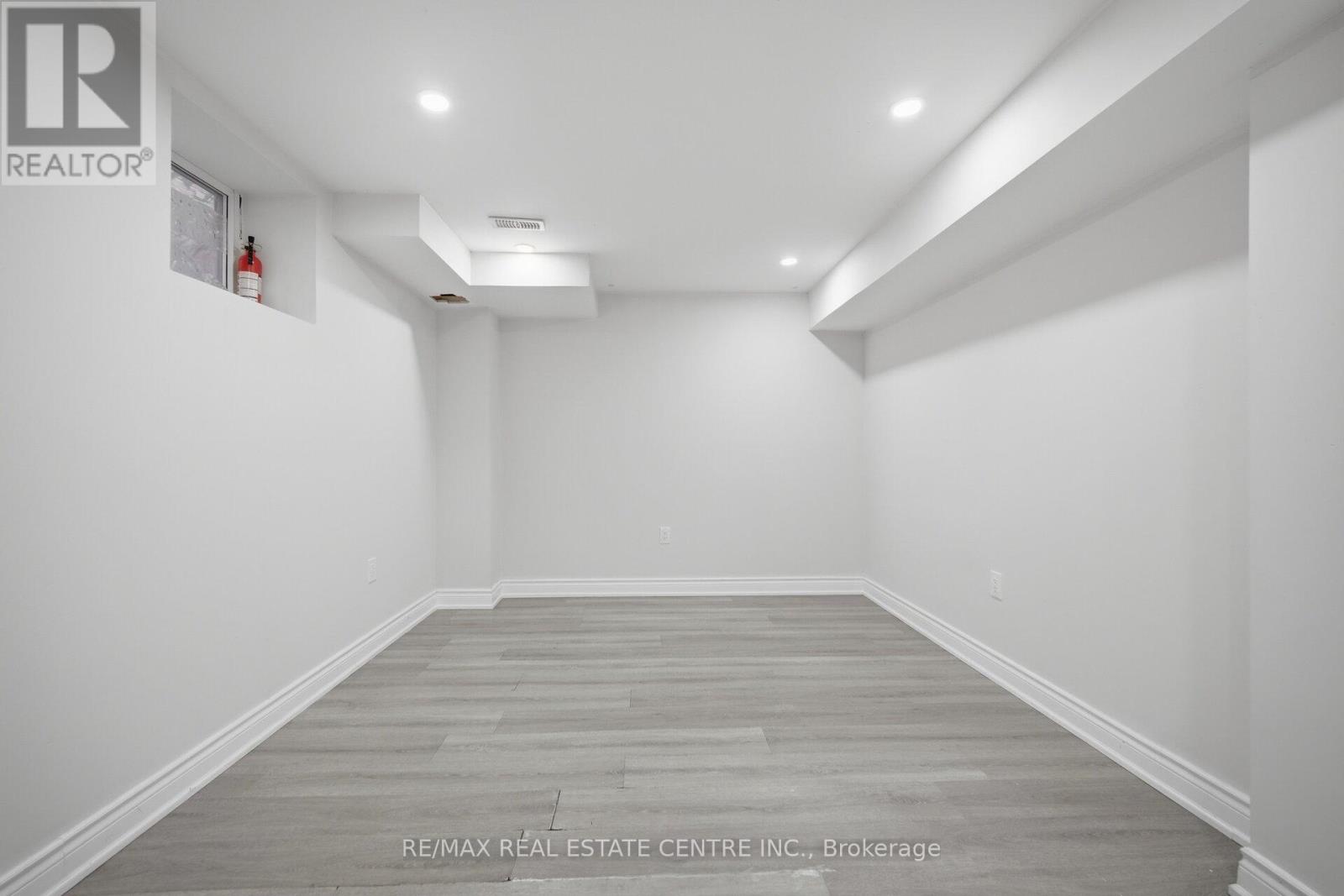 570 WINDFIELDS FARM DRIVE - 39