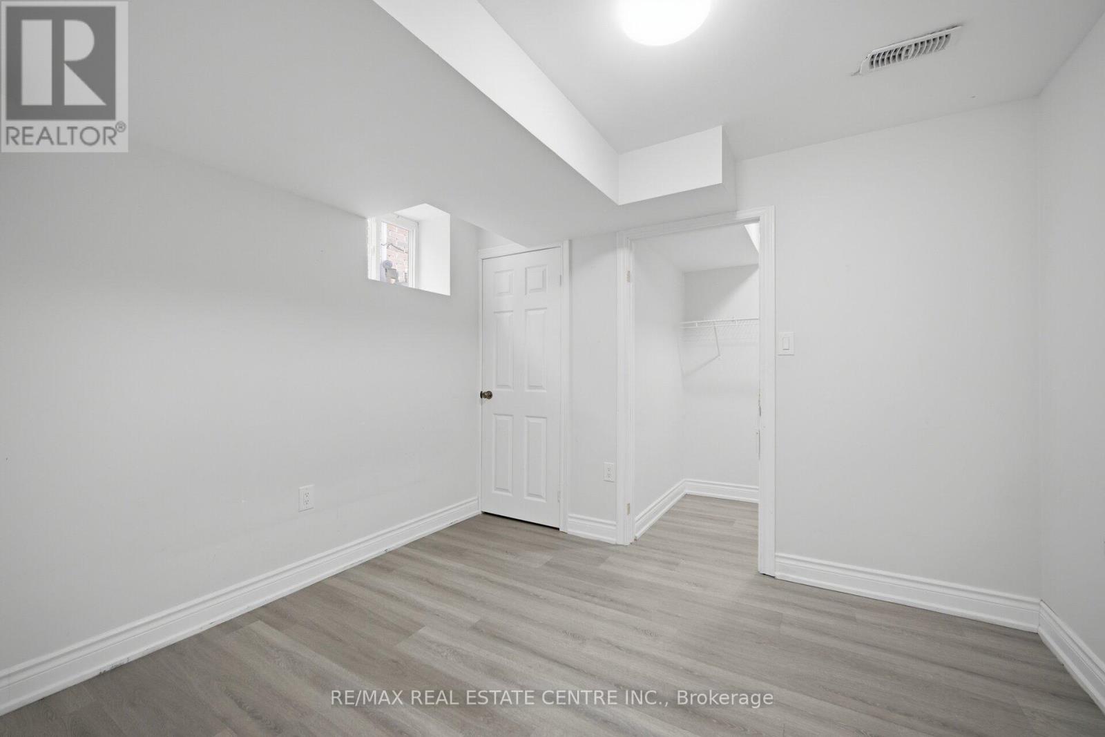 570 WINDFIELDS FARM DRIVE - 43